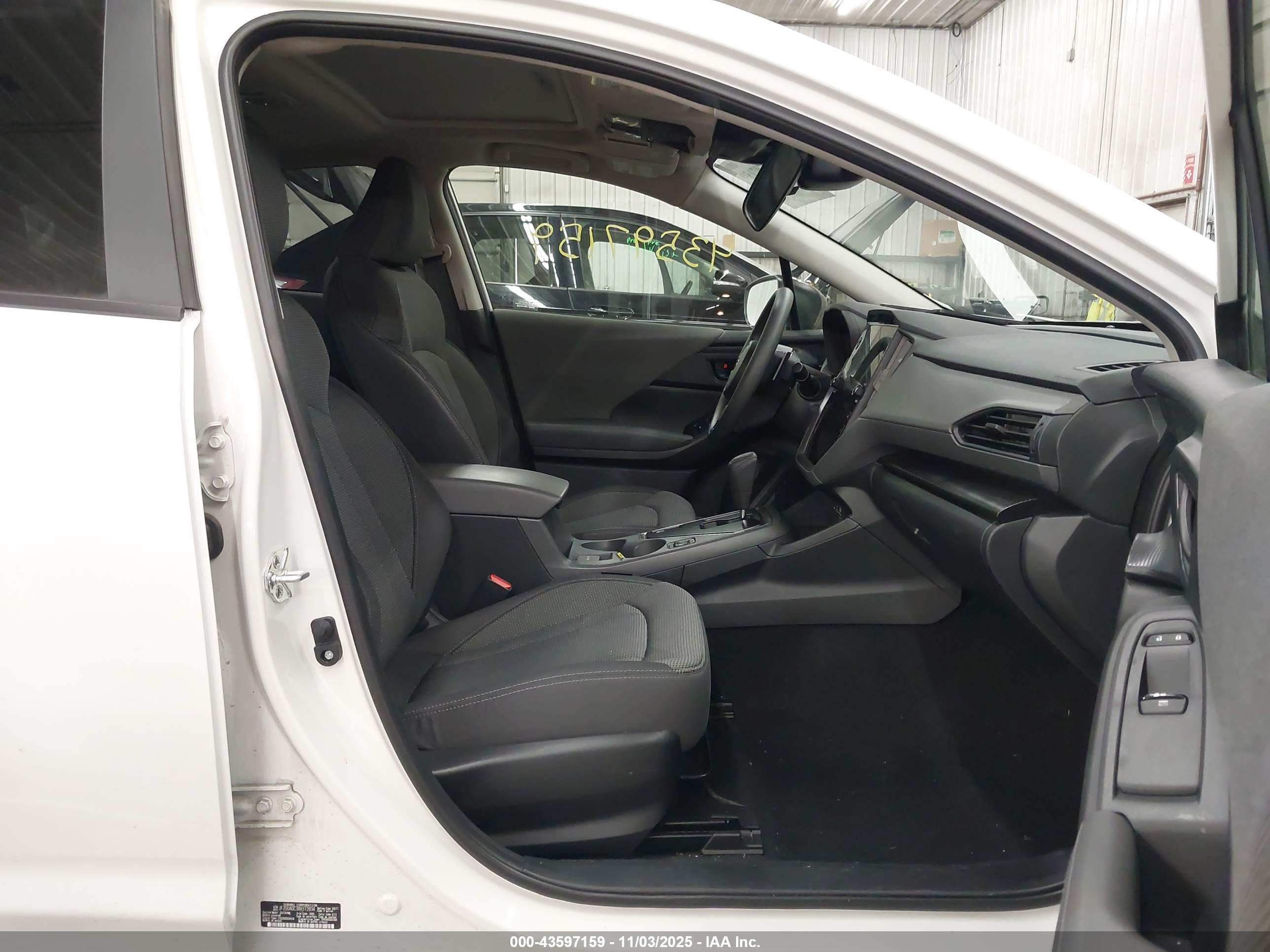 SUBARU CROSSTREK image 5