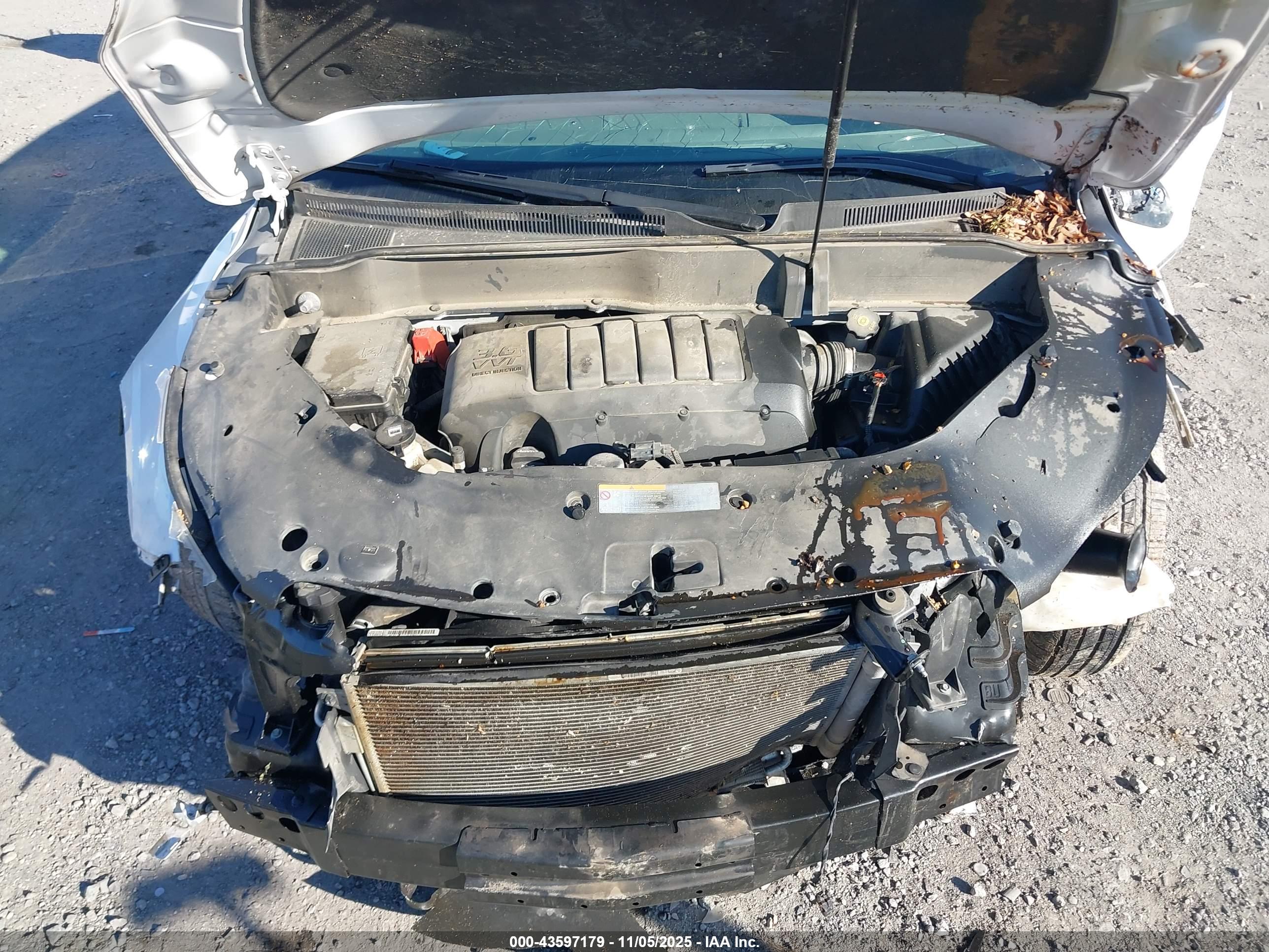 BUICK ENCLAVE image 10