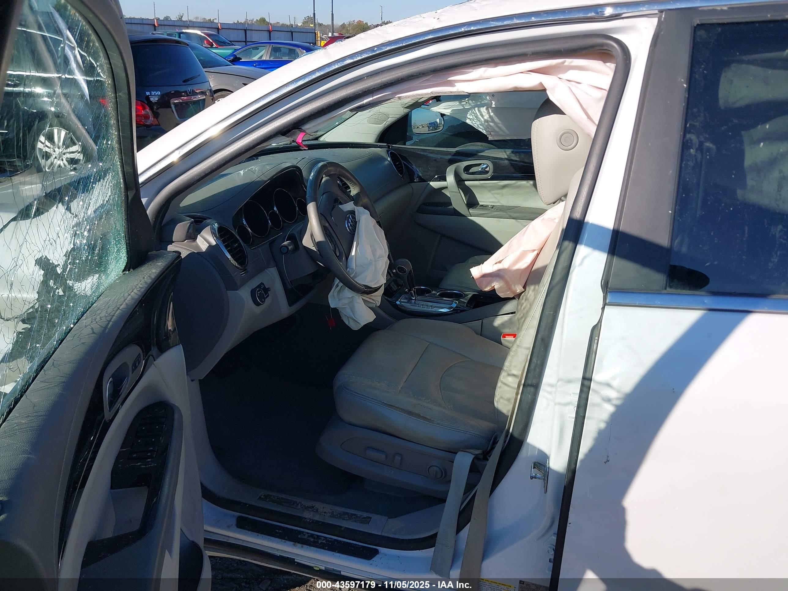 BUICK ENCLAVE image 5