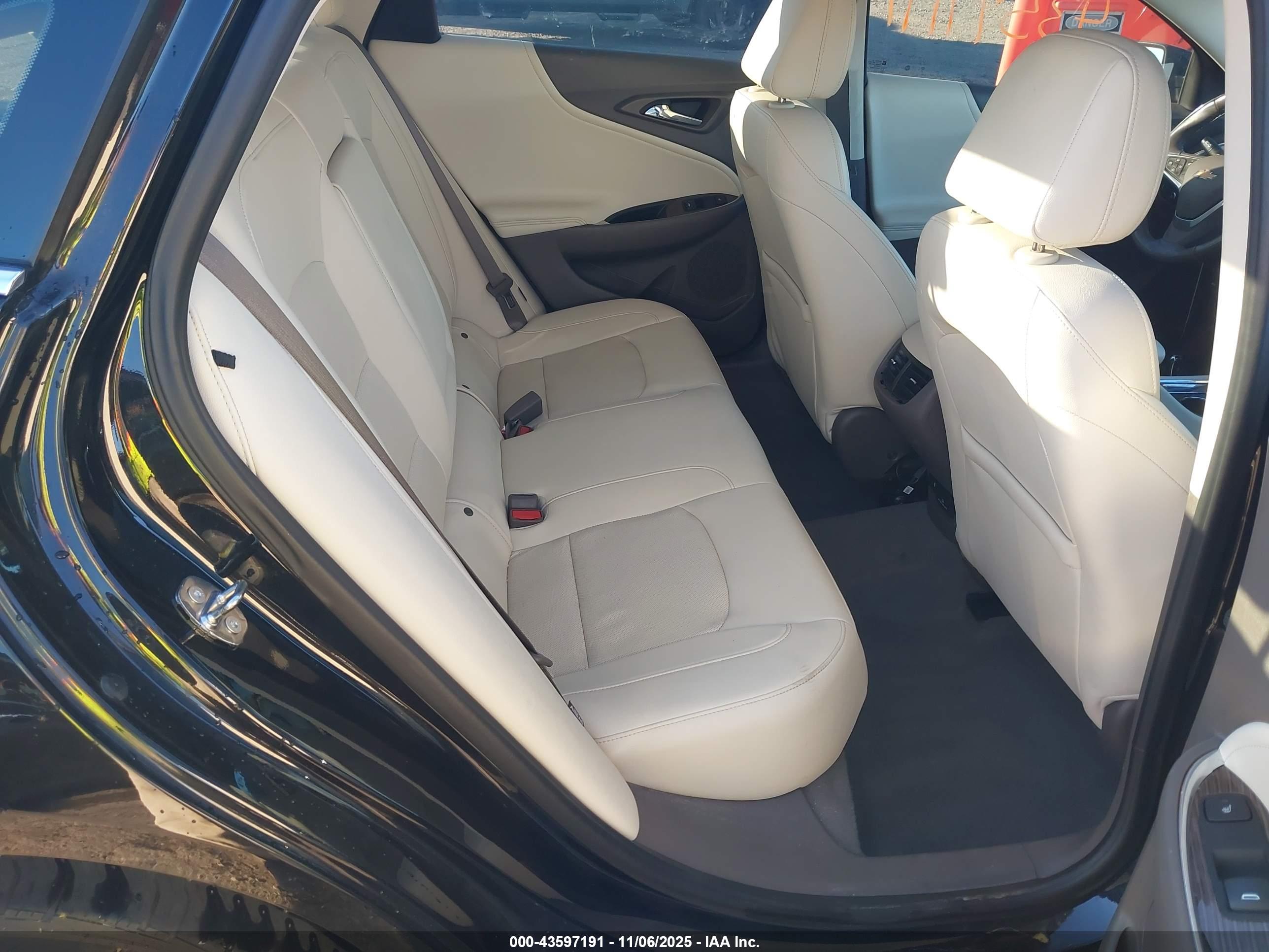 CHEVROLET MALIBU image 8