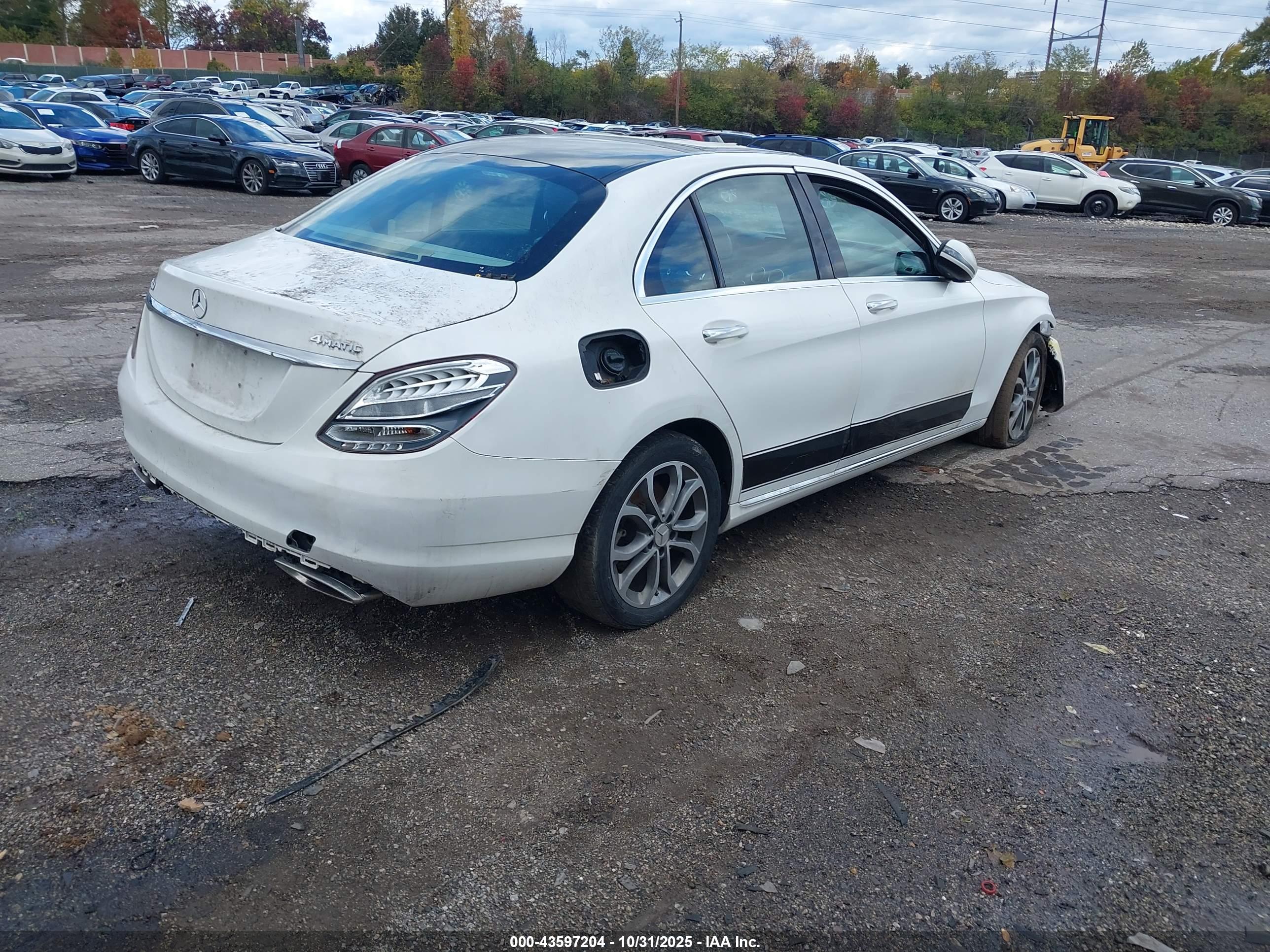 MERCEDES-BENZ C image 4