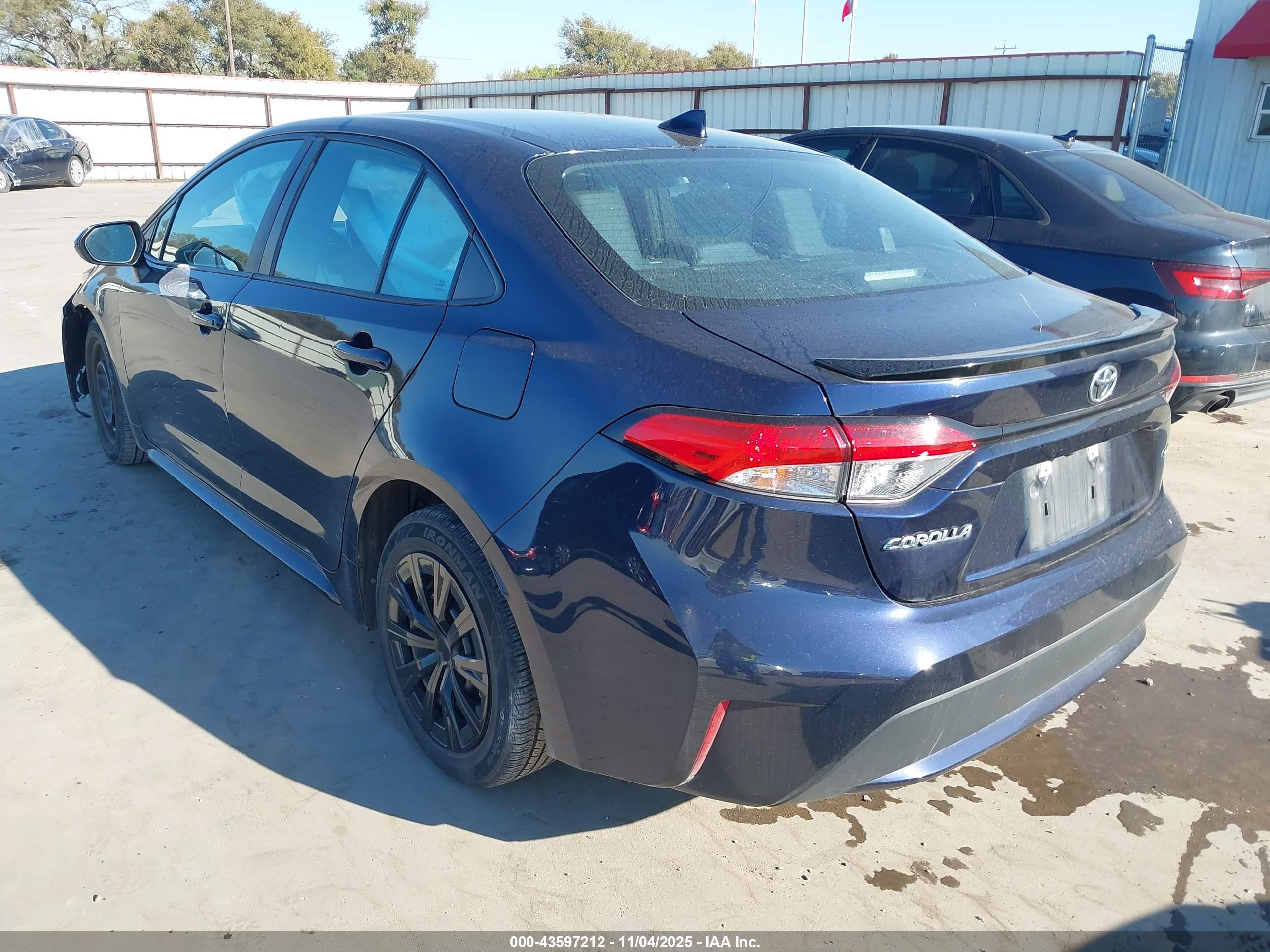 TOYOTA COROLLA image 3
