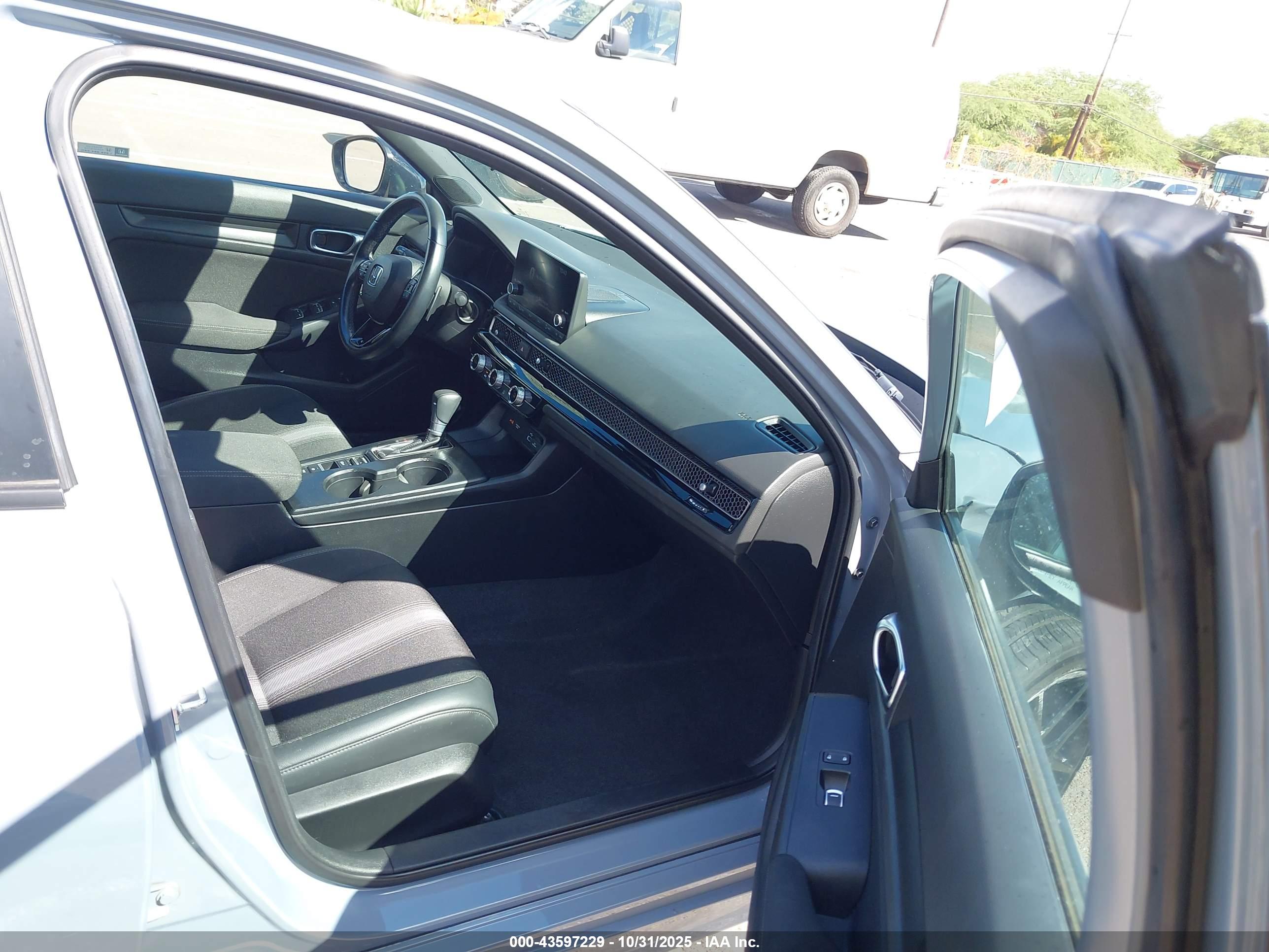 HONDA CIVIC image 5