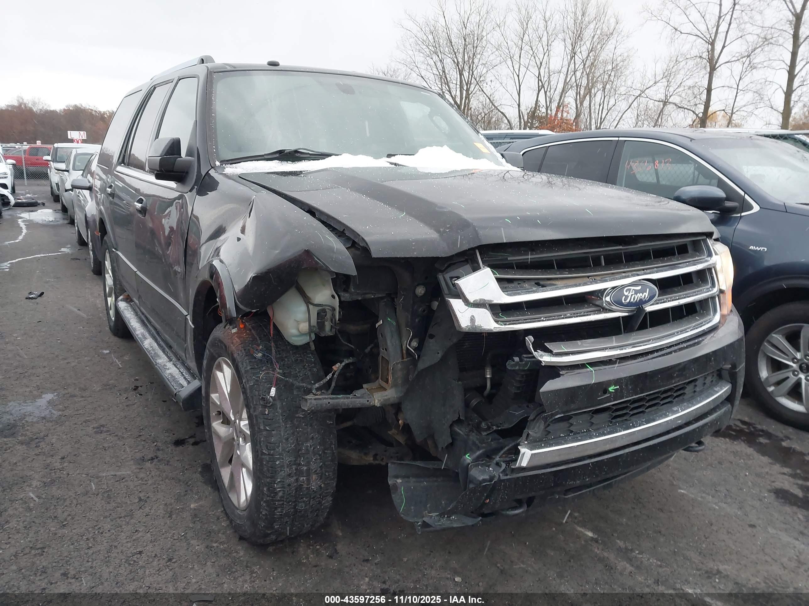 FORD EXPEDITION image 6