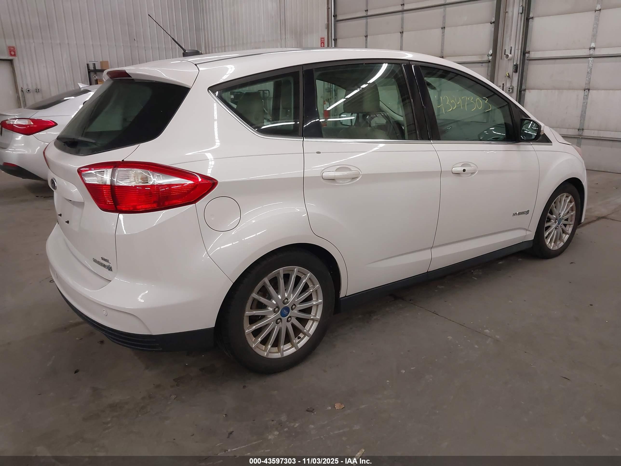 FORD C-MAX image 4
