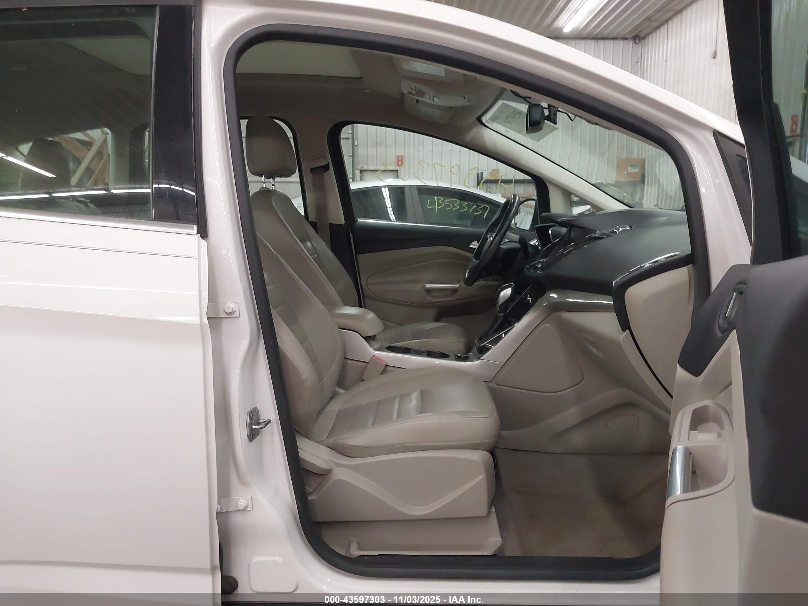 FORD C-MAX image 5