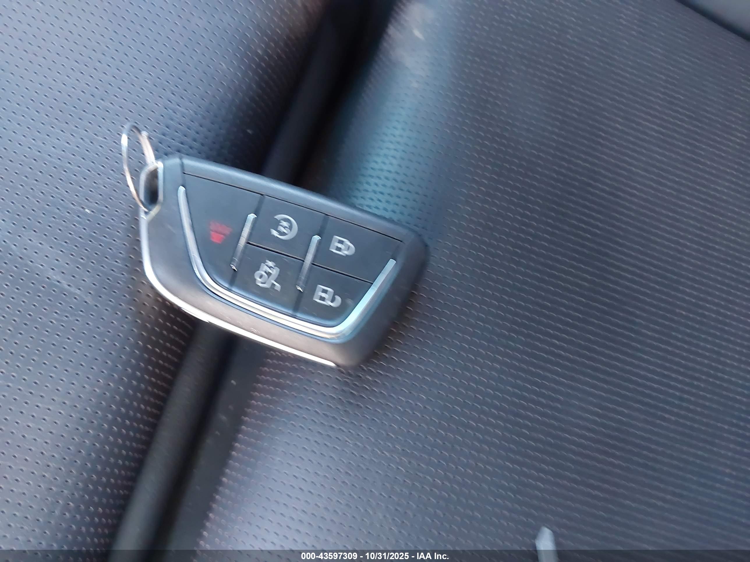 CADILLAC CT4 image 11