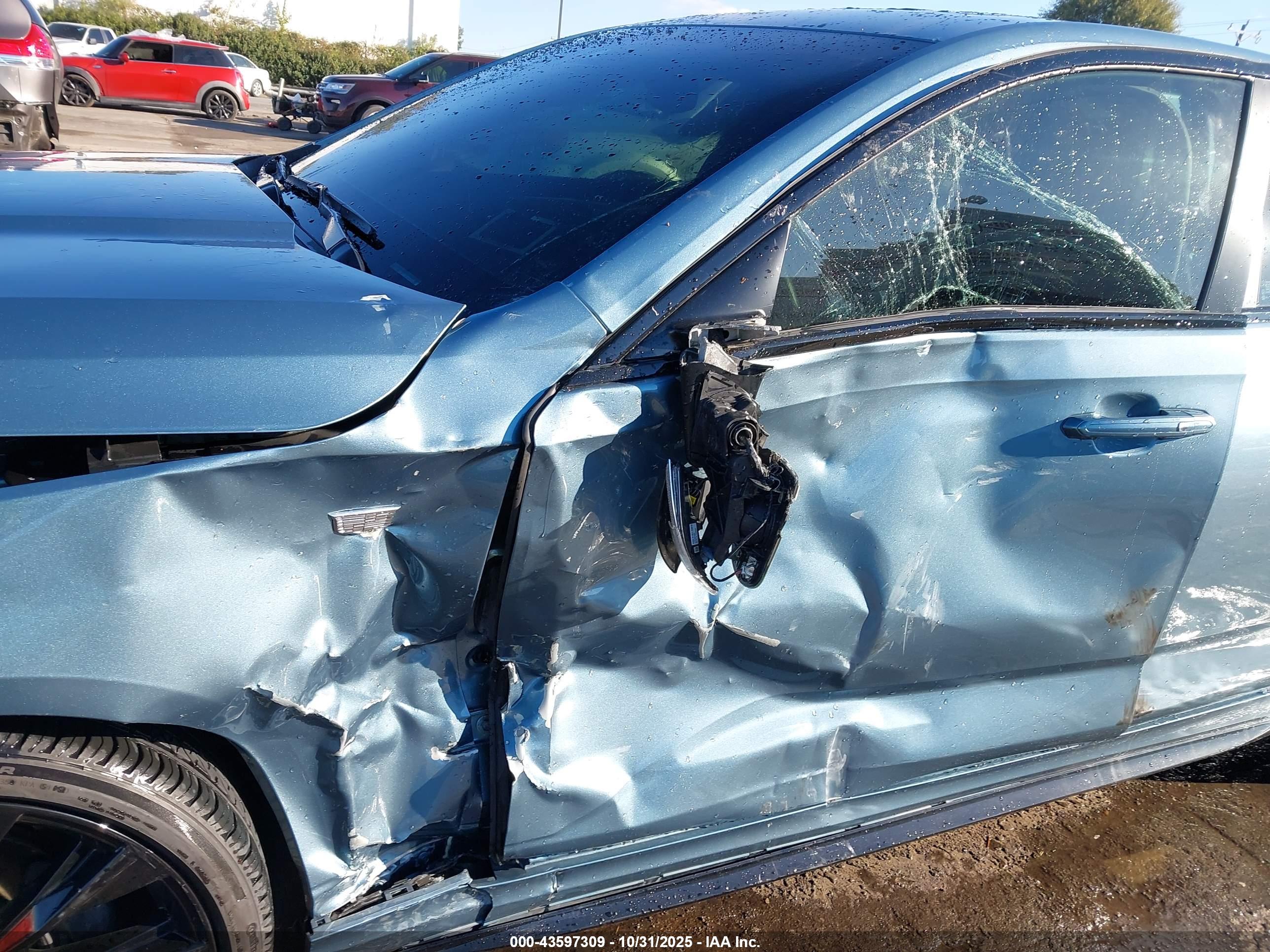 CADILLAC CT4 image 6