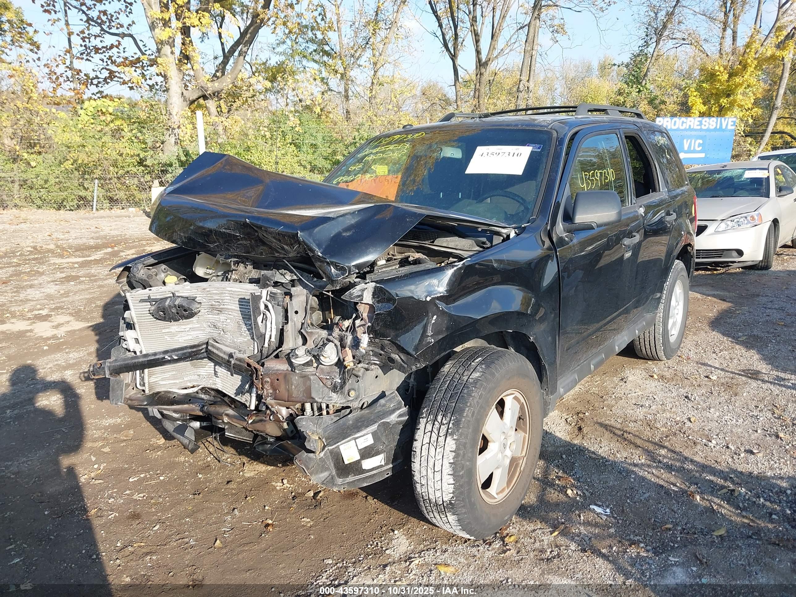 FORD ESCAPE image 2