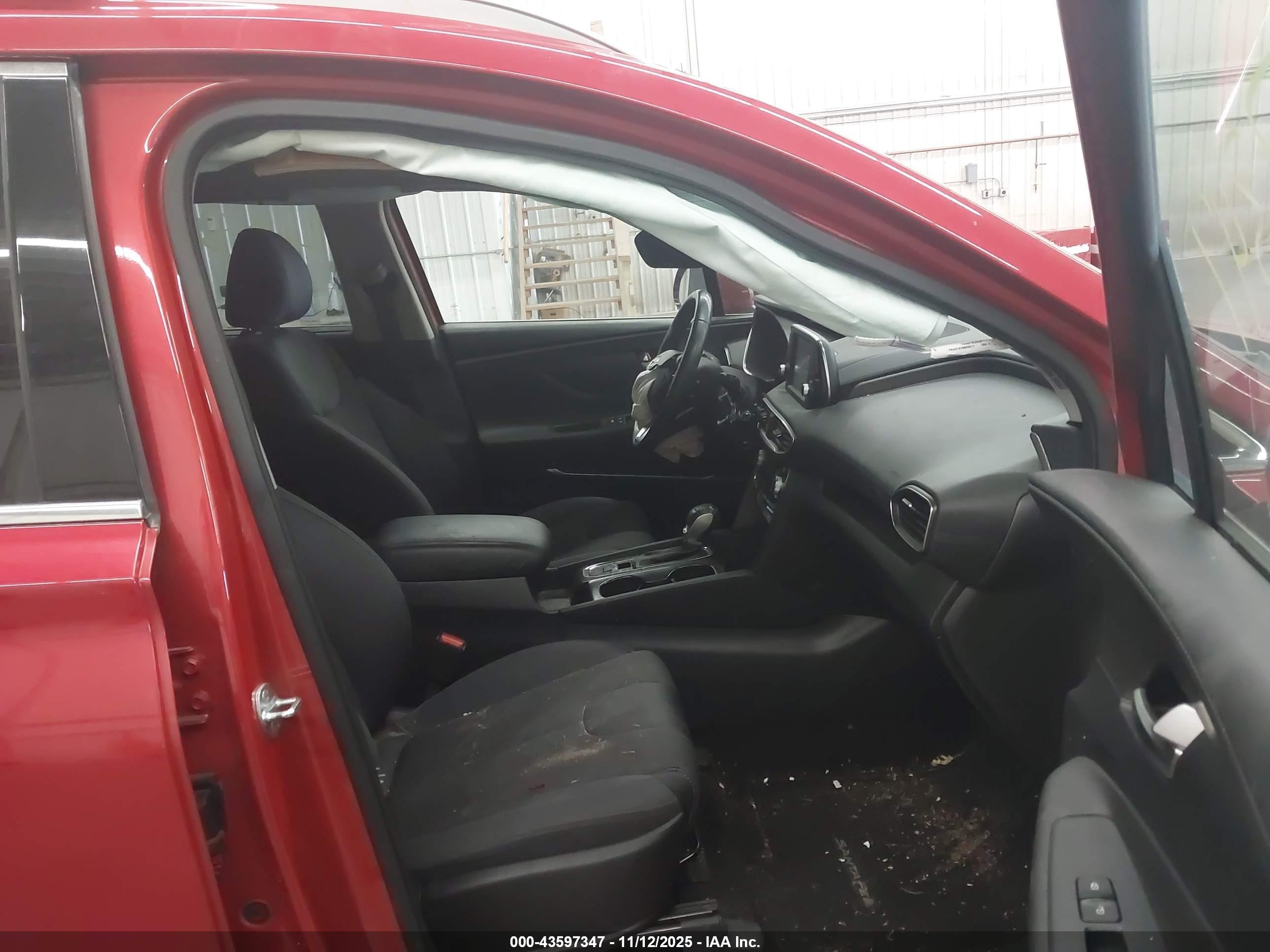 HYUNDAI SANTA image 5