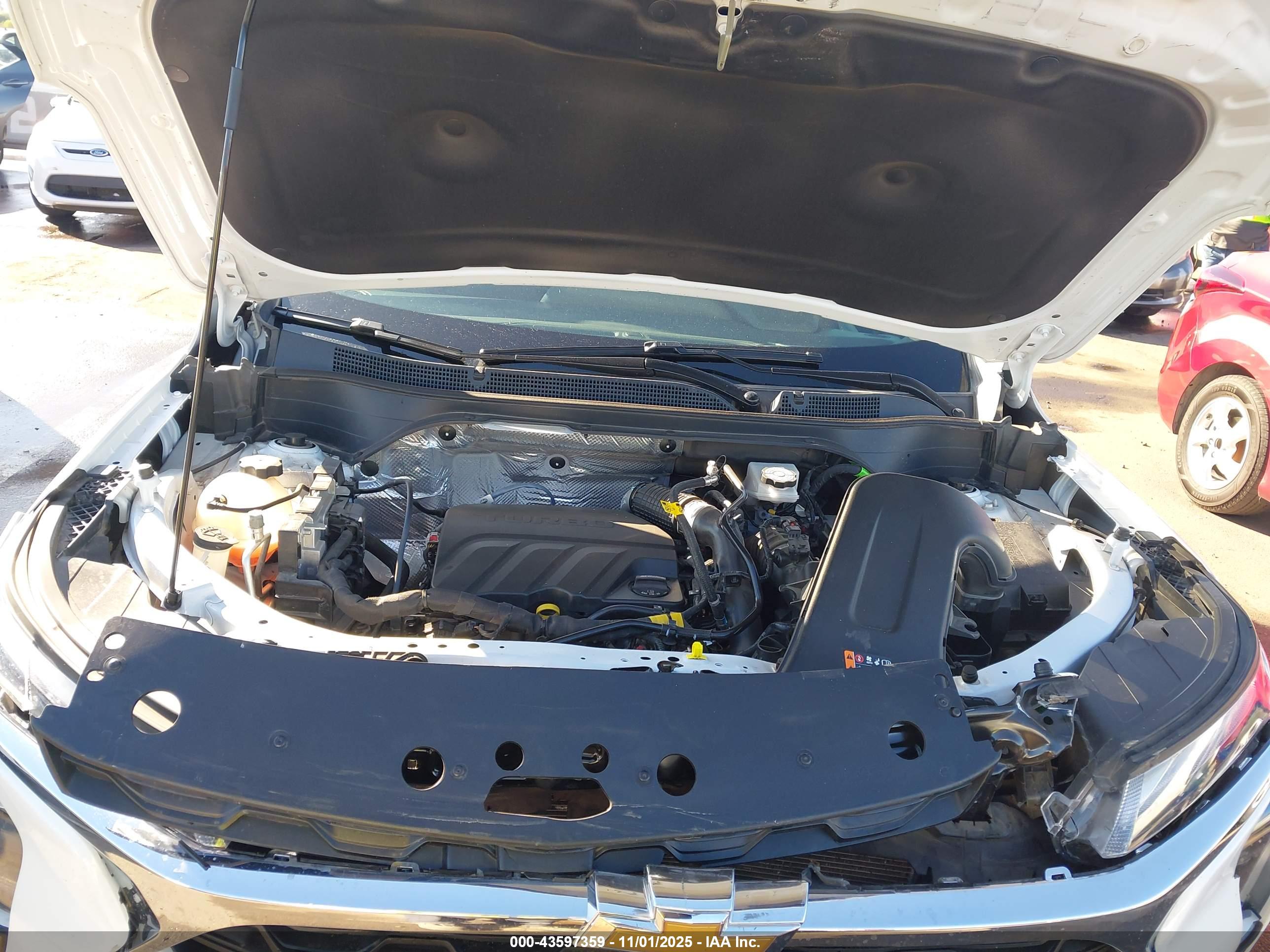 CHEVROLET TRAX image 10