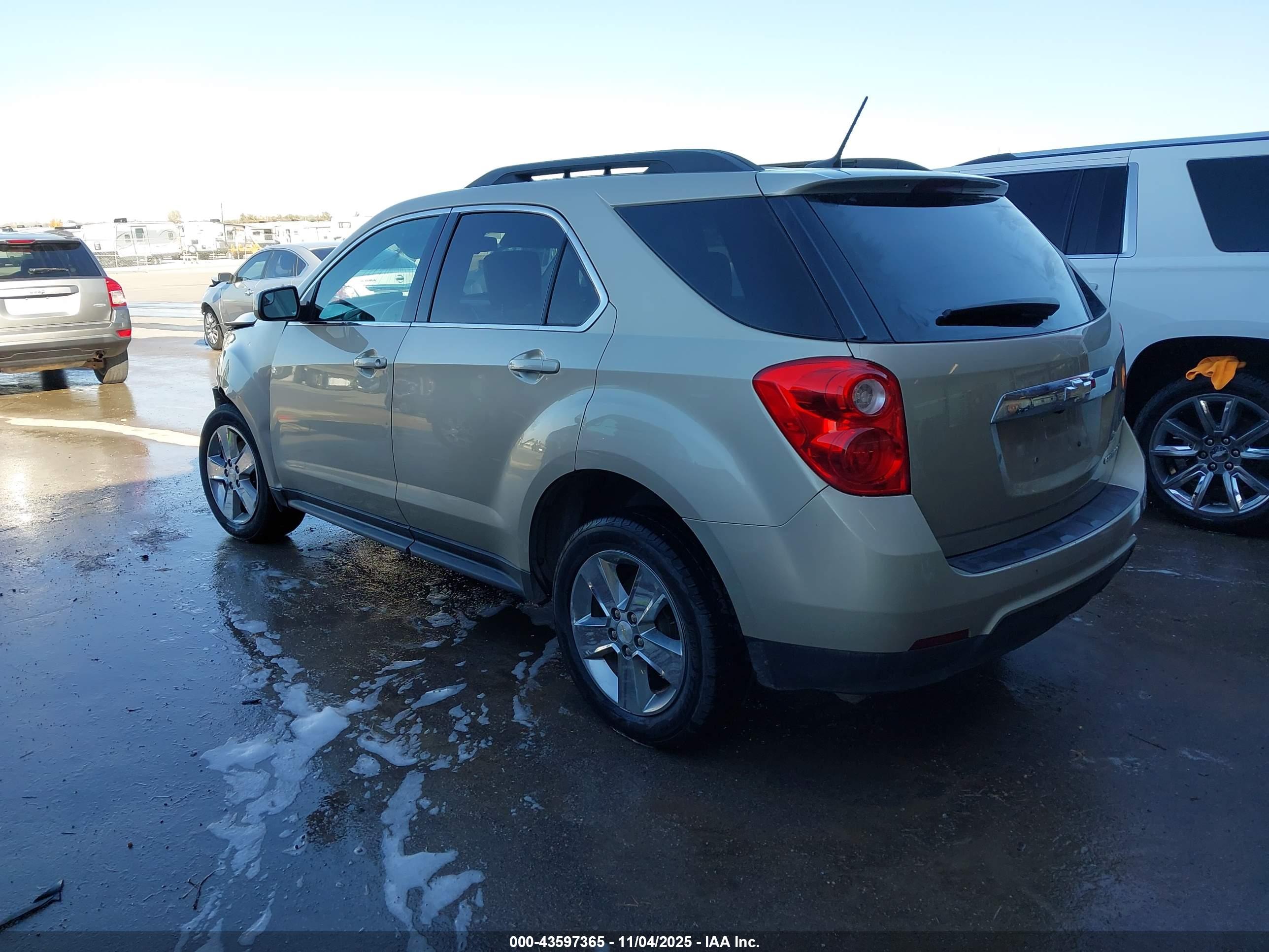 CHEVROLET EQUINOX image 3