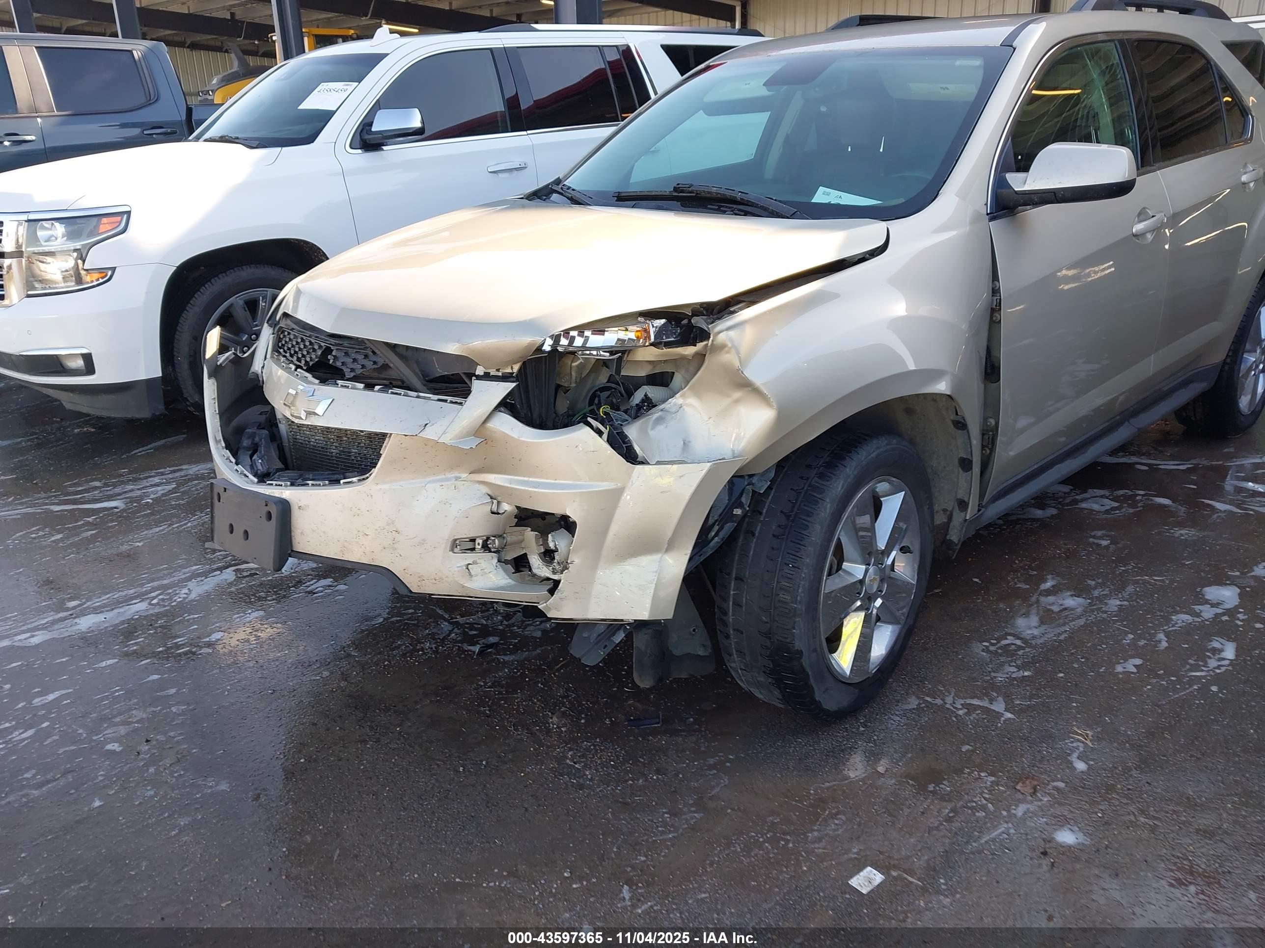 CHEVROLET EQUINOX image 6