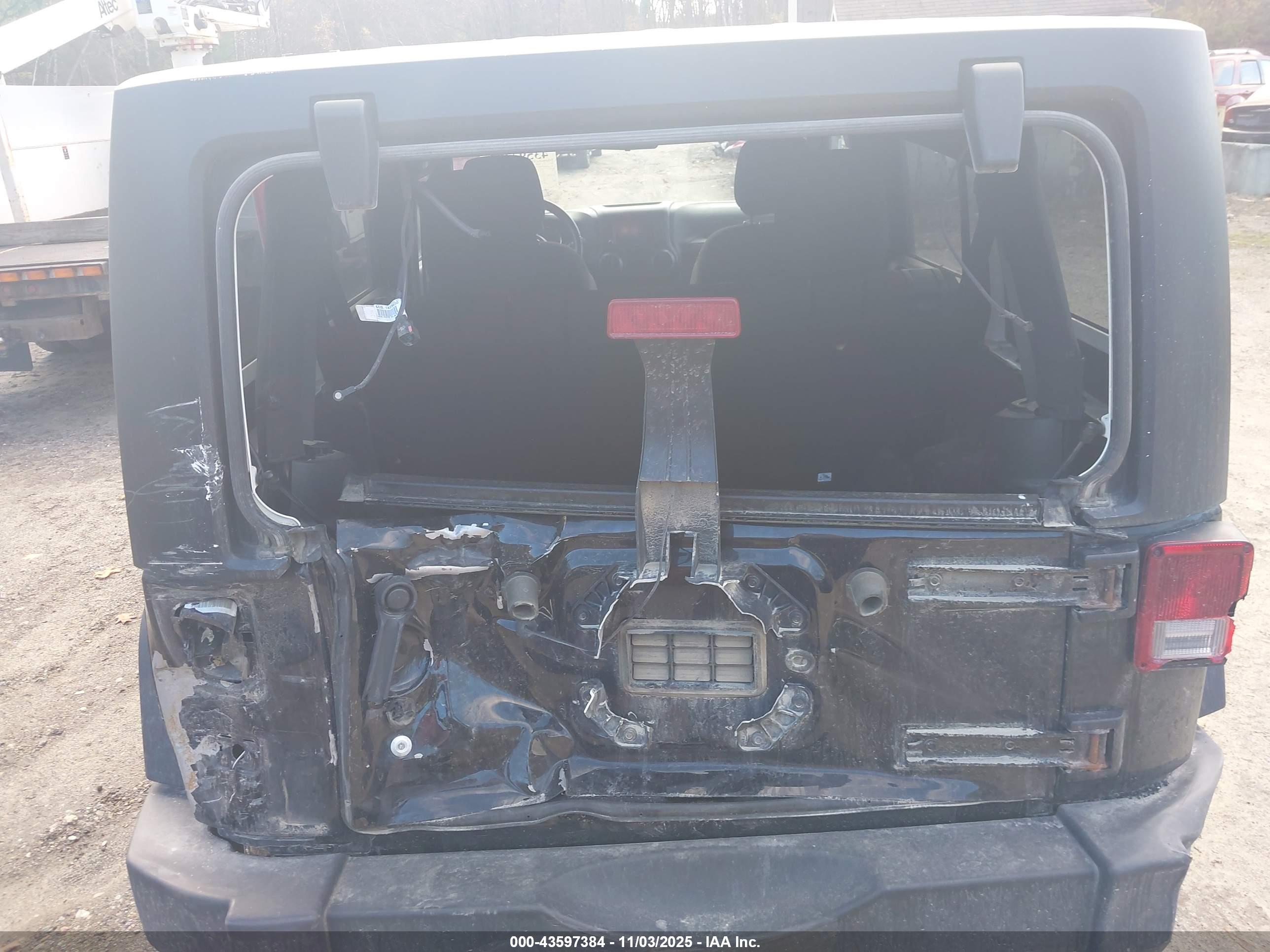JEEP WRANGLER image 6
