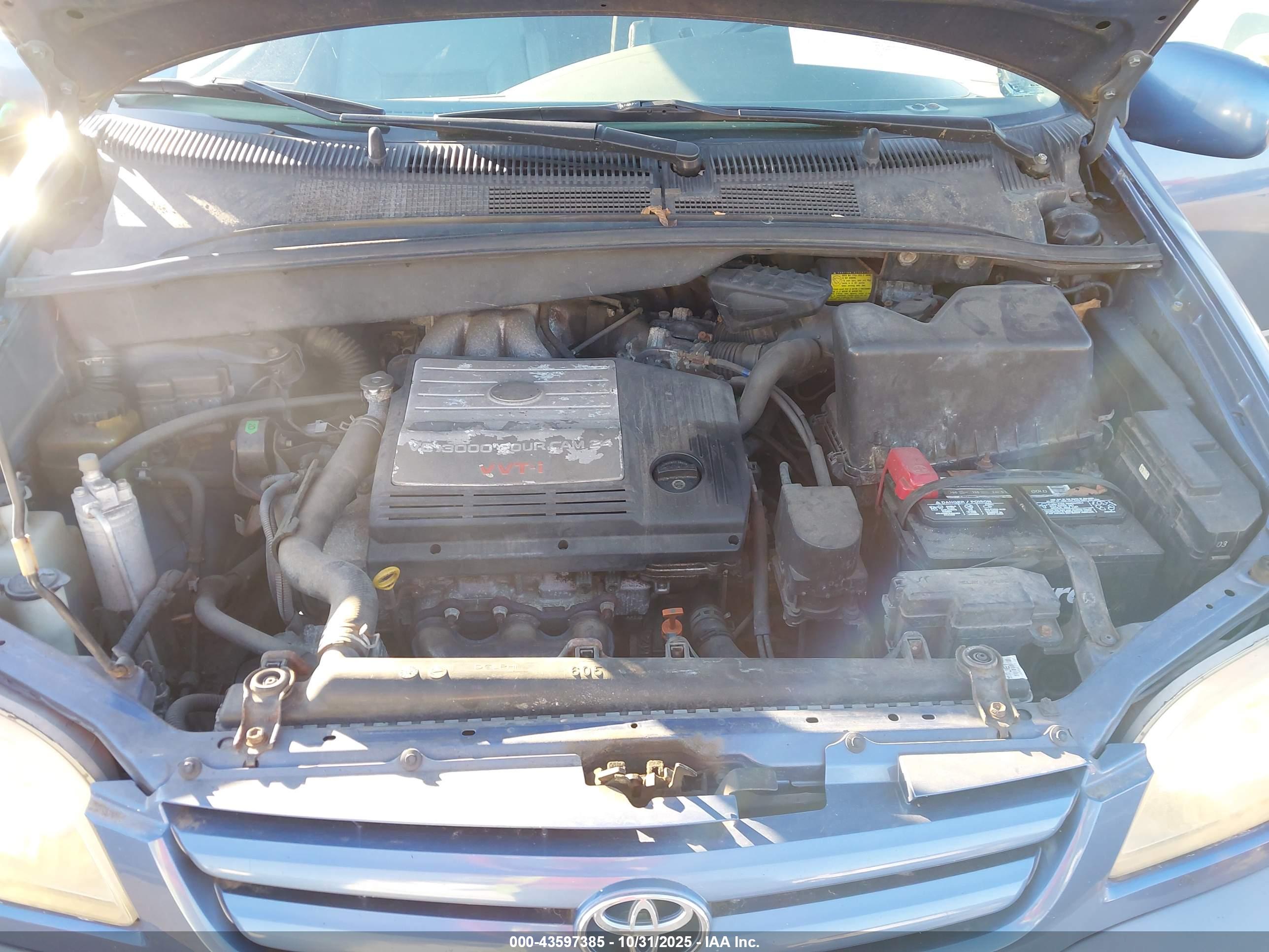TOYOTA SIENNA image 10