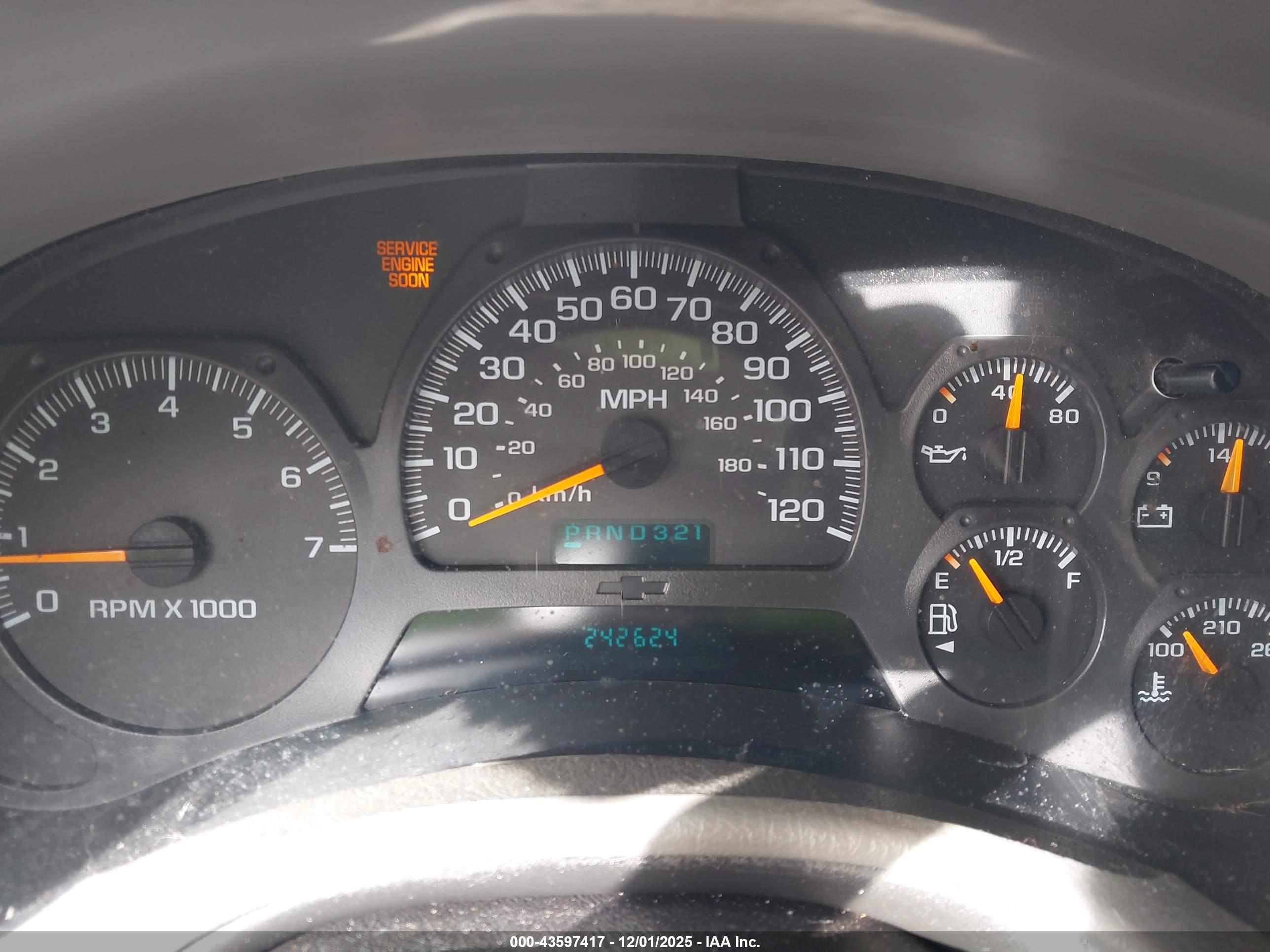 CHEVROLET TRAILBLAZER image 7