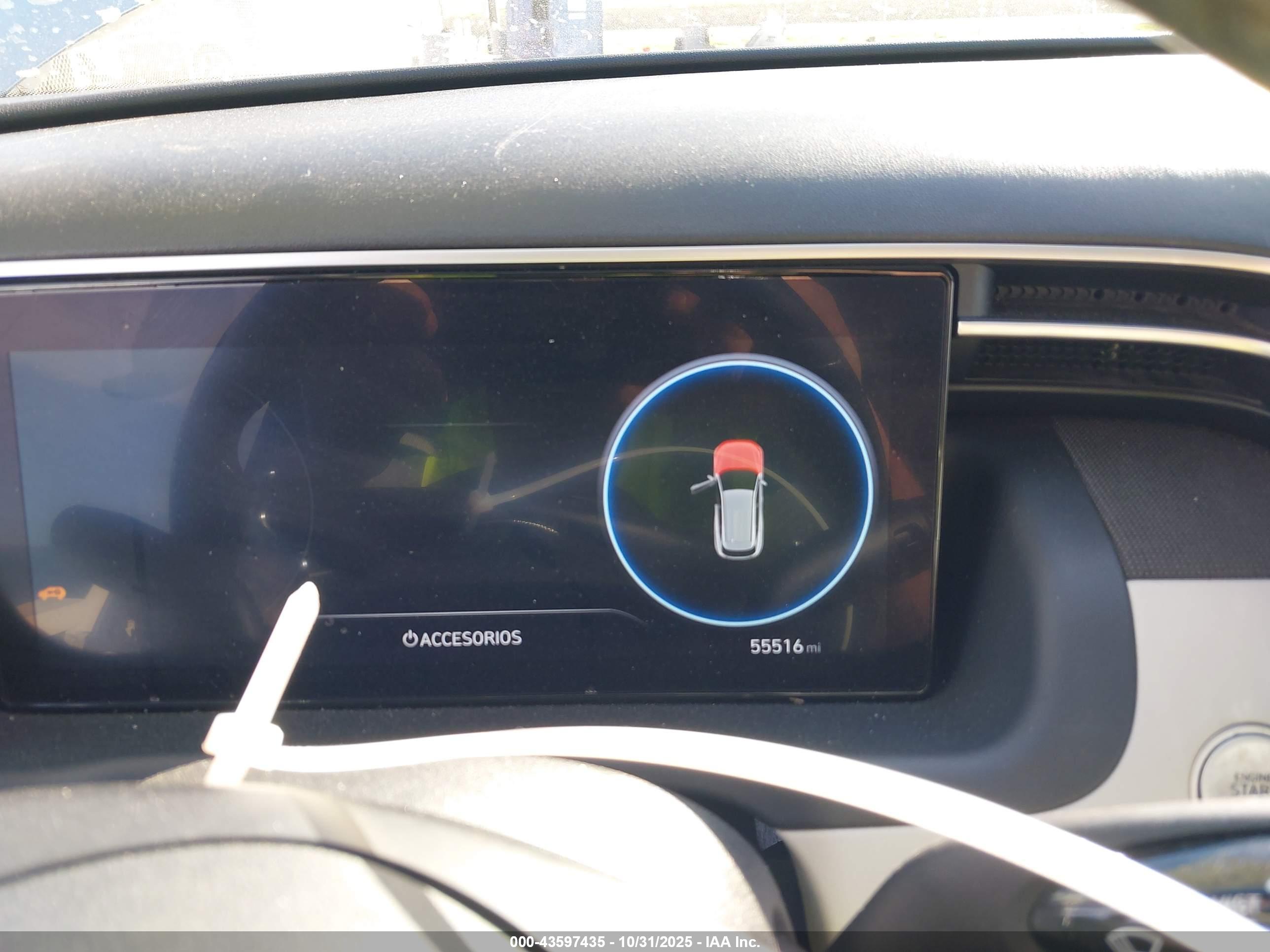 HYUNDAI TUCSON image 7