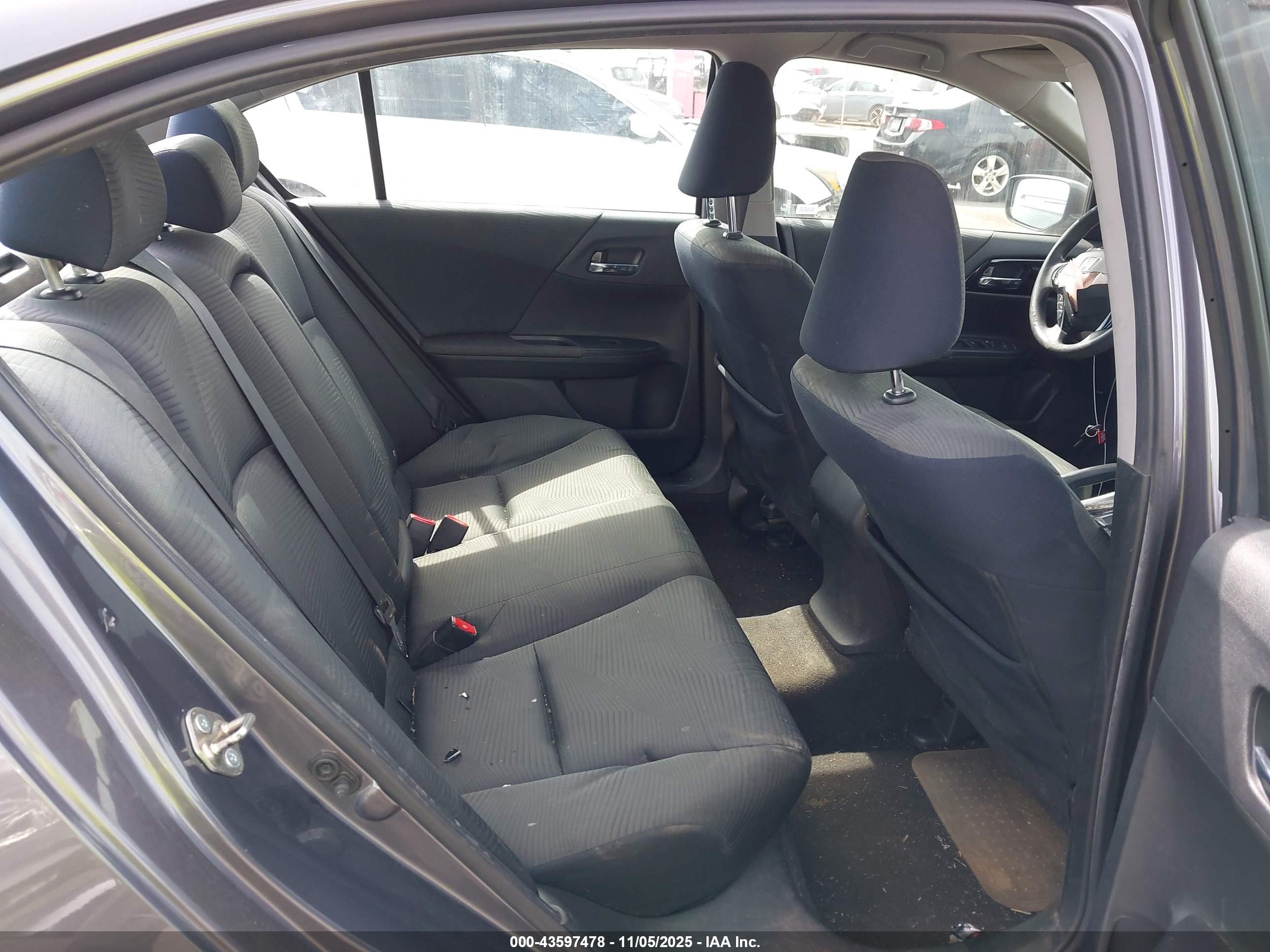 HONDA ACCORD image 8