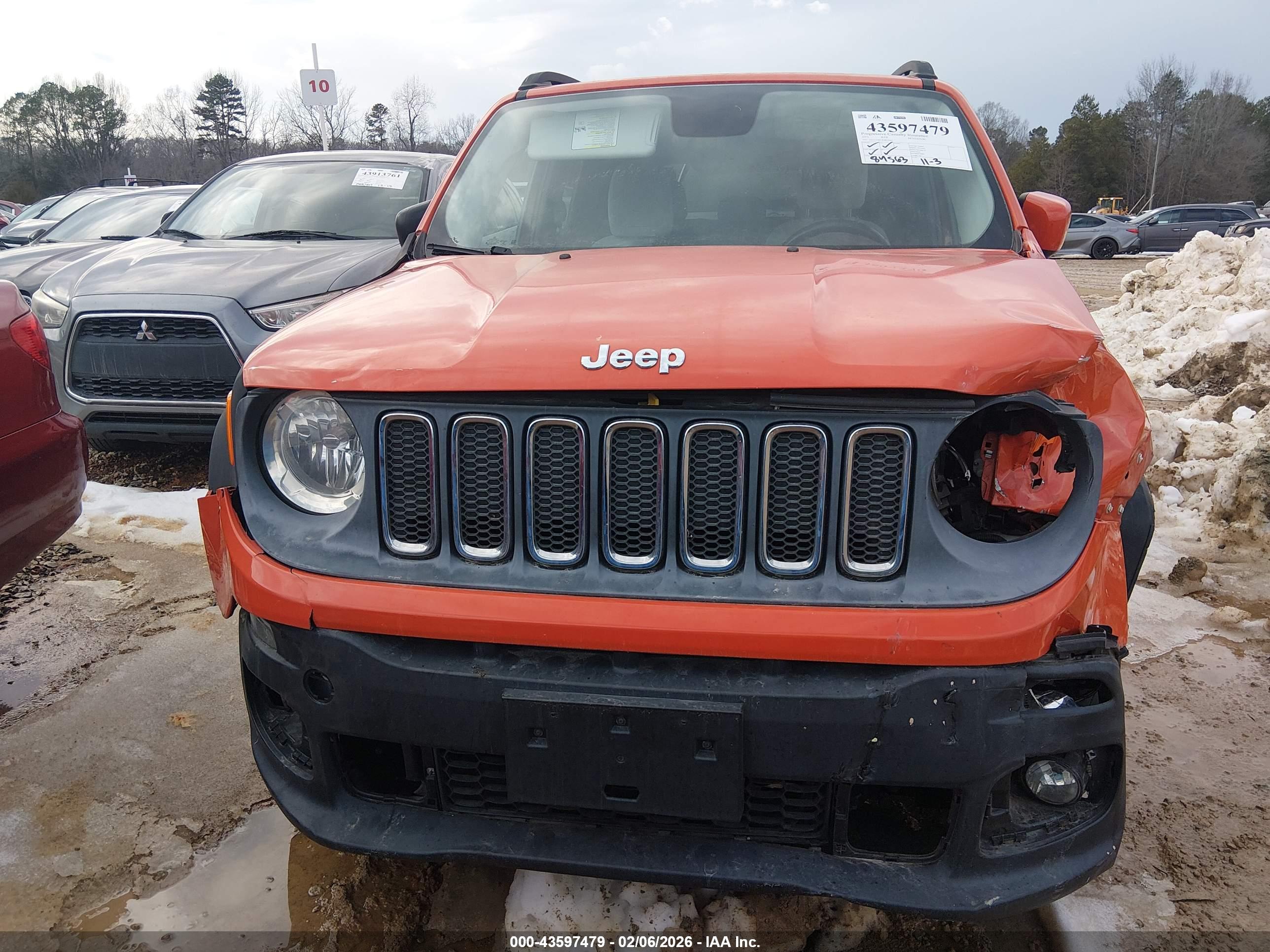 JEEP RENEGADE image 6