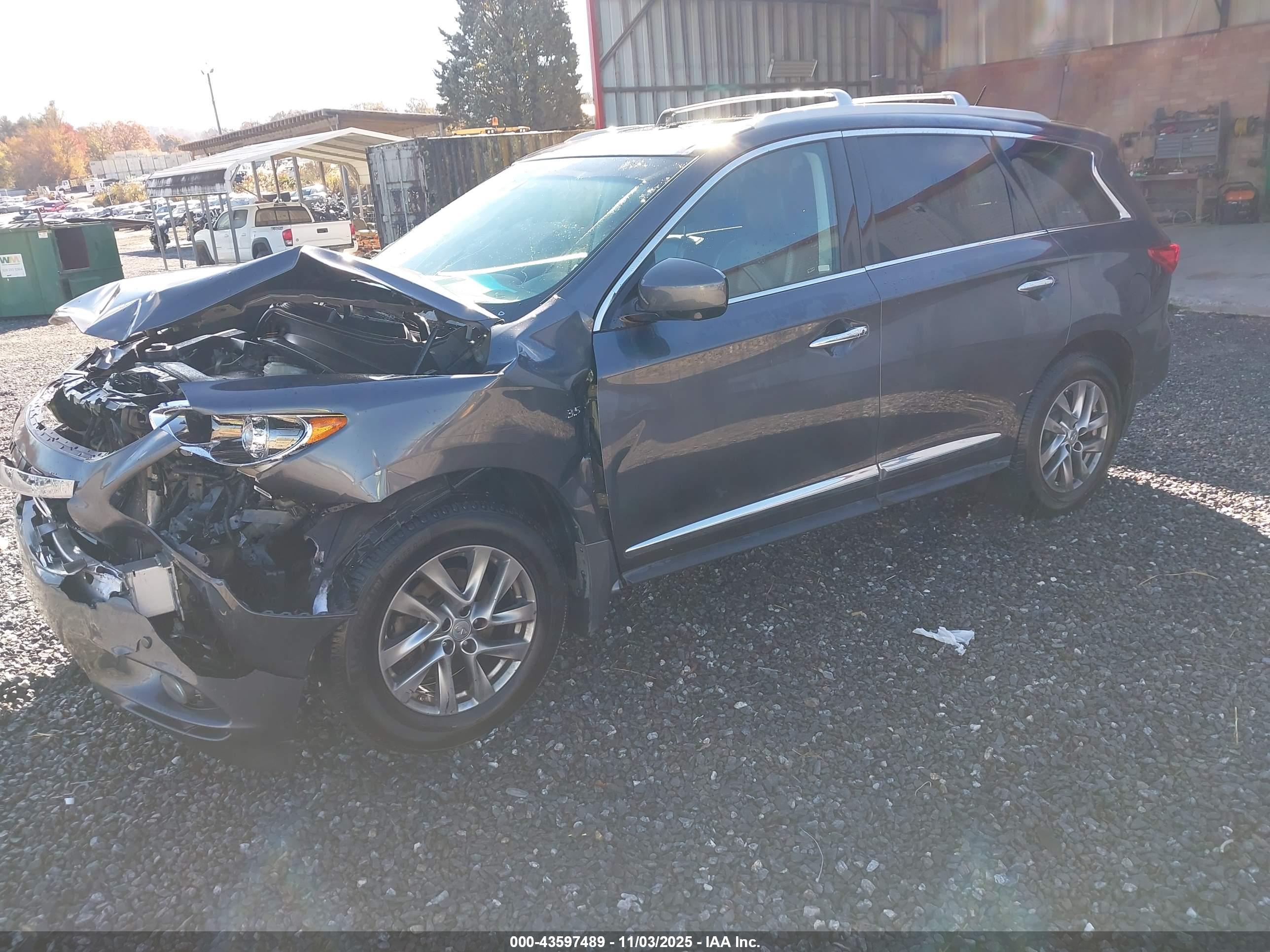 INFINITI QX60 image 2