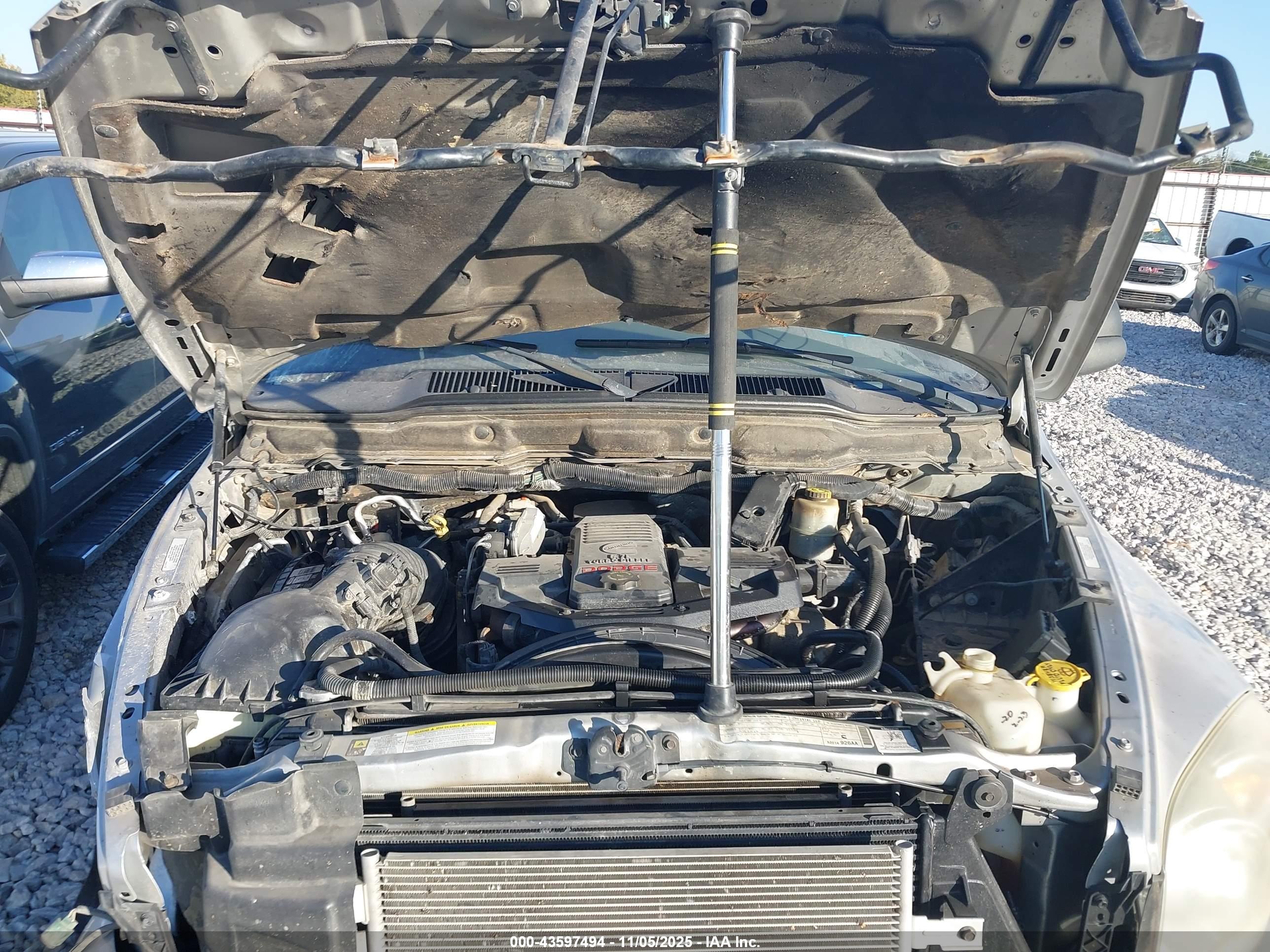 DODGE RAM image 10