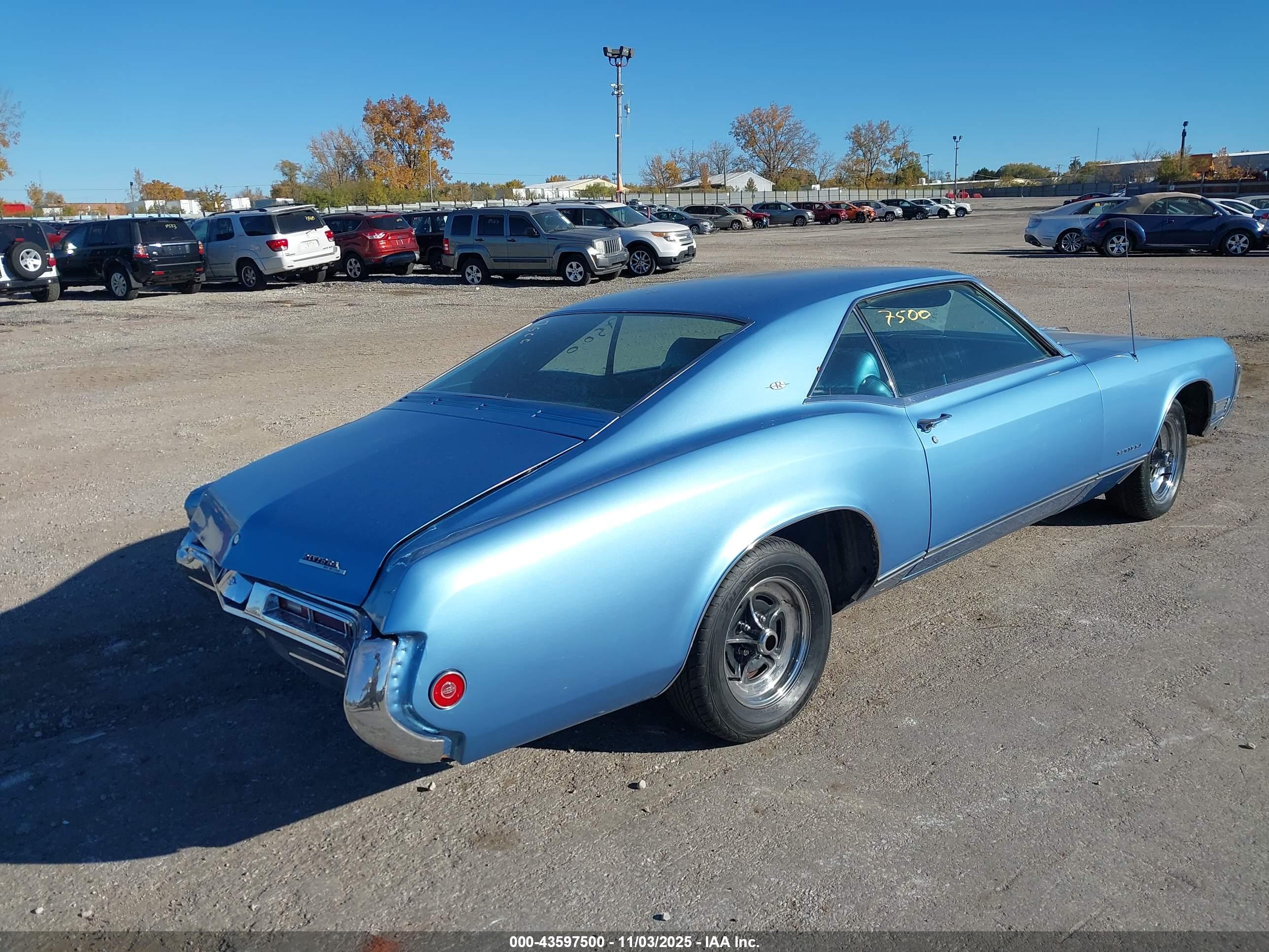 BUICK RIVIERA image 4