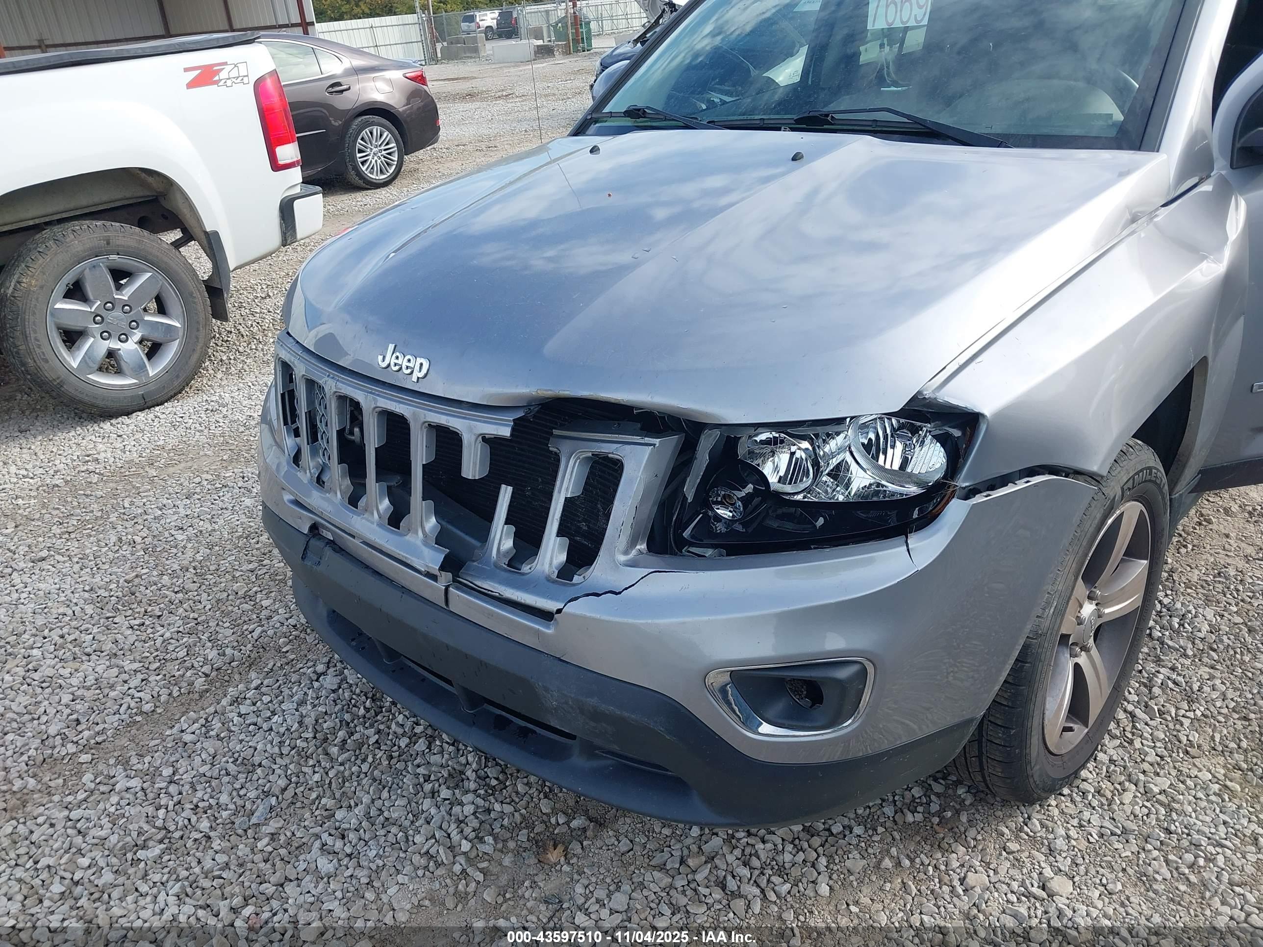 JEEP COMPASS image 6