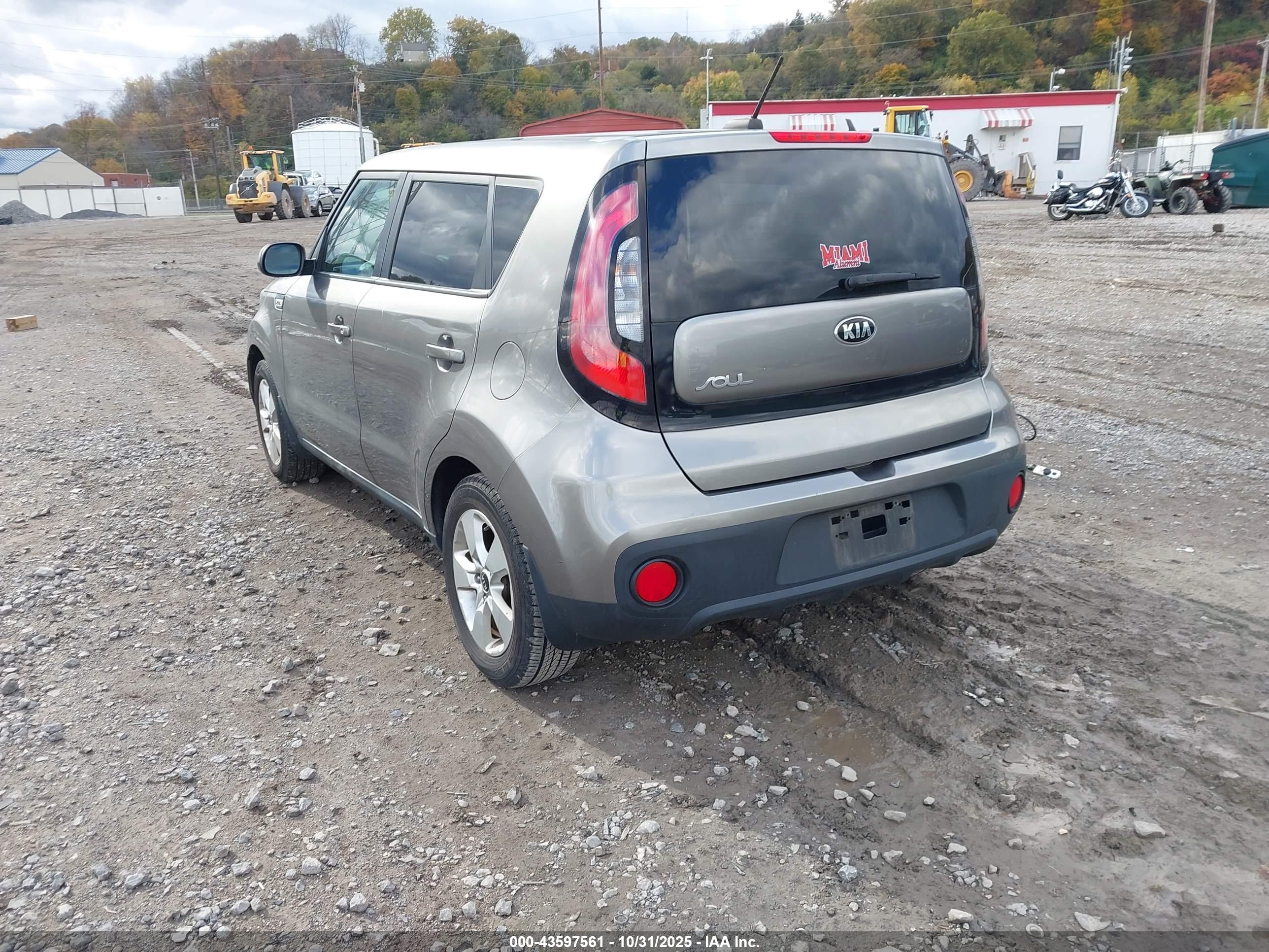 KIA SOUL image 3