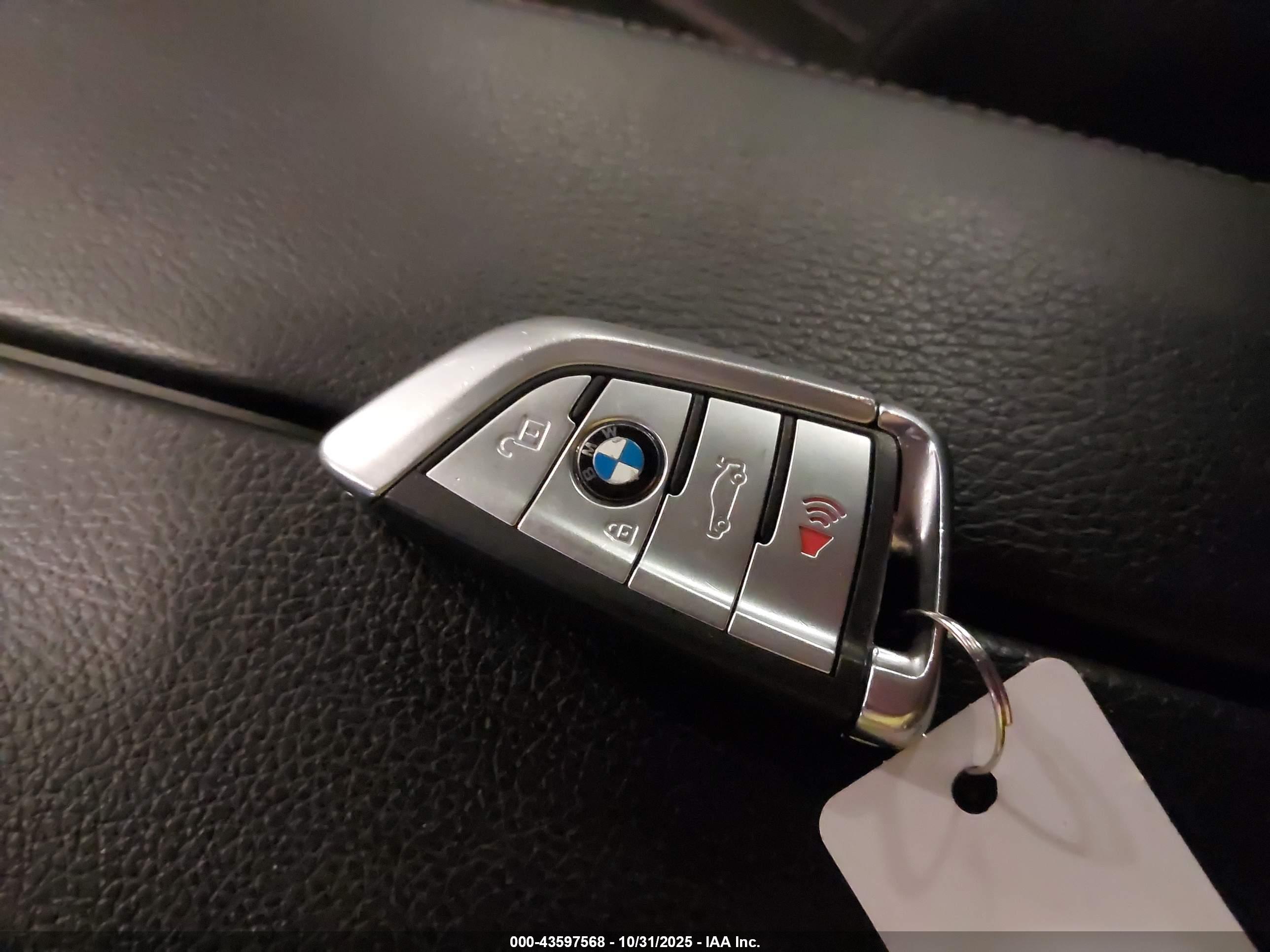 BMW 530E image 11