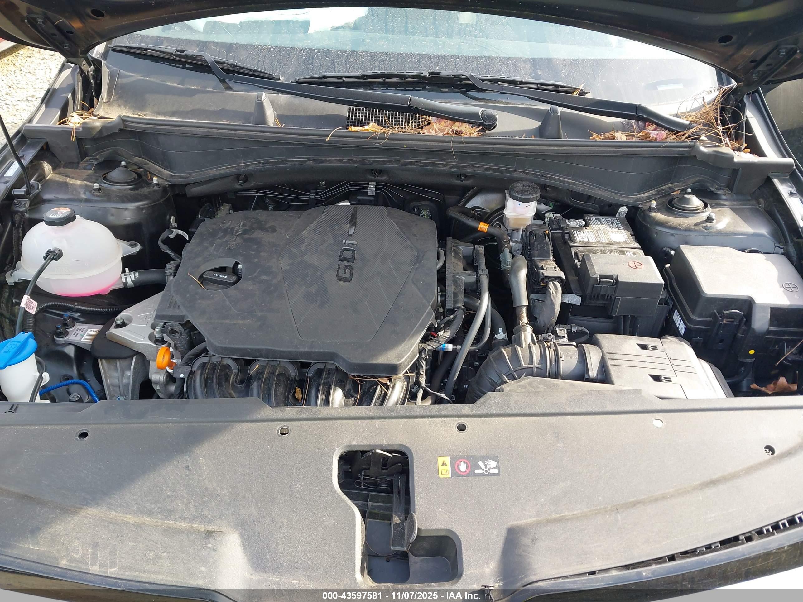 KIA SPORTAGE image 10