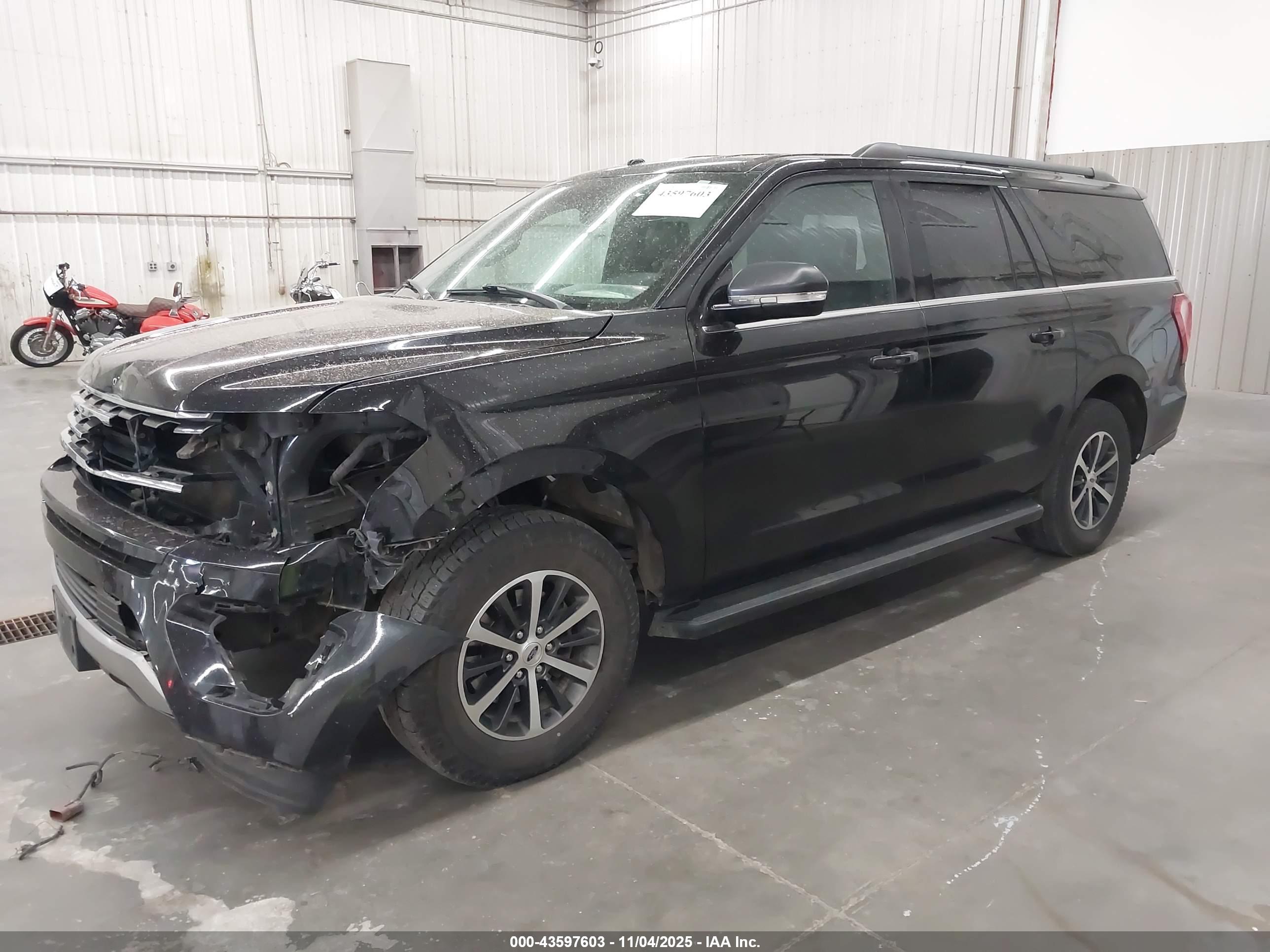 FORD EXPEDITION image 2
