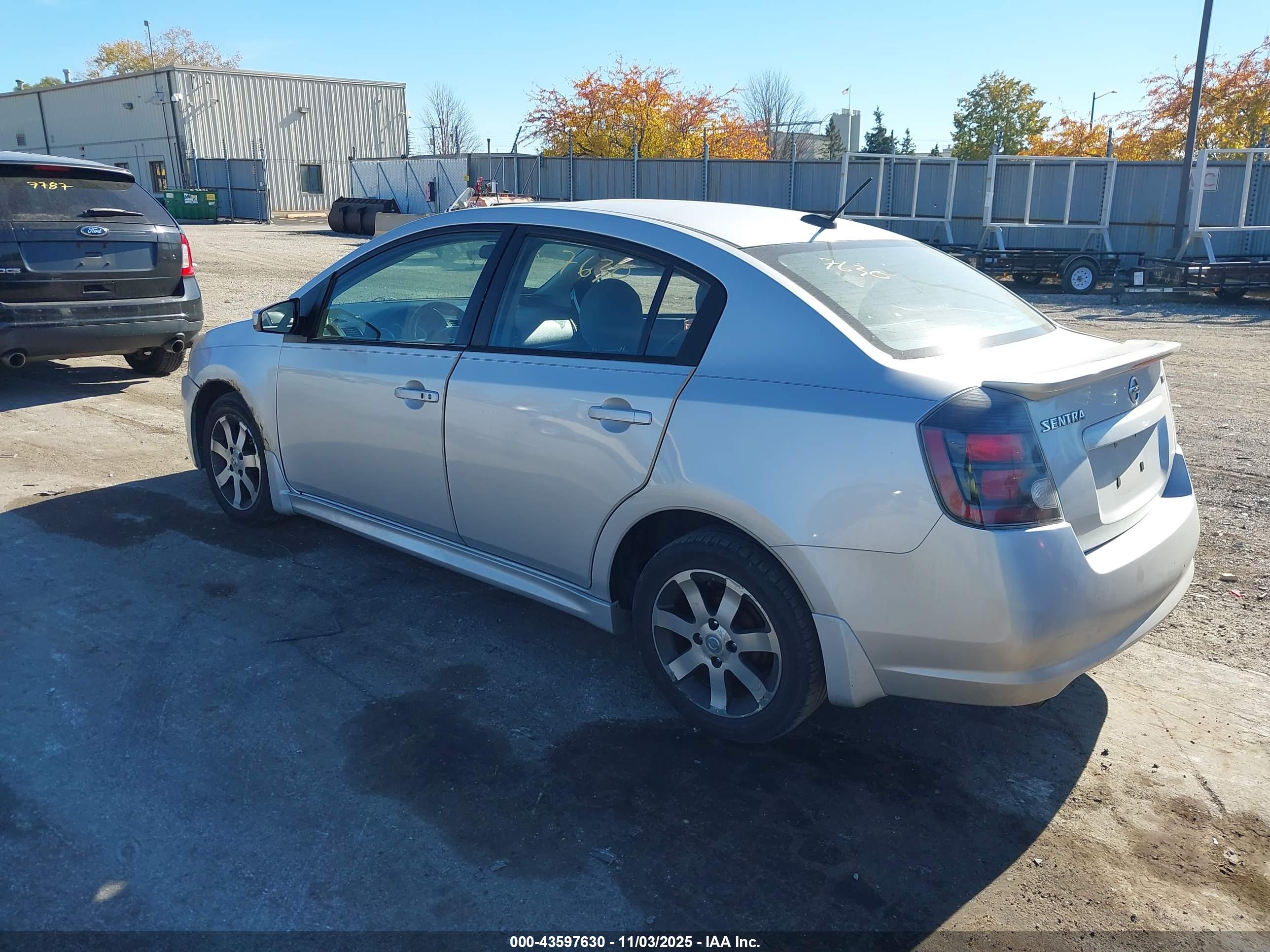 NISSAN SENTRA image 3