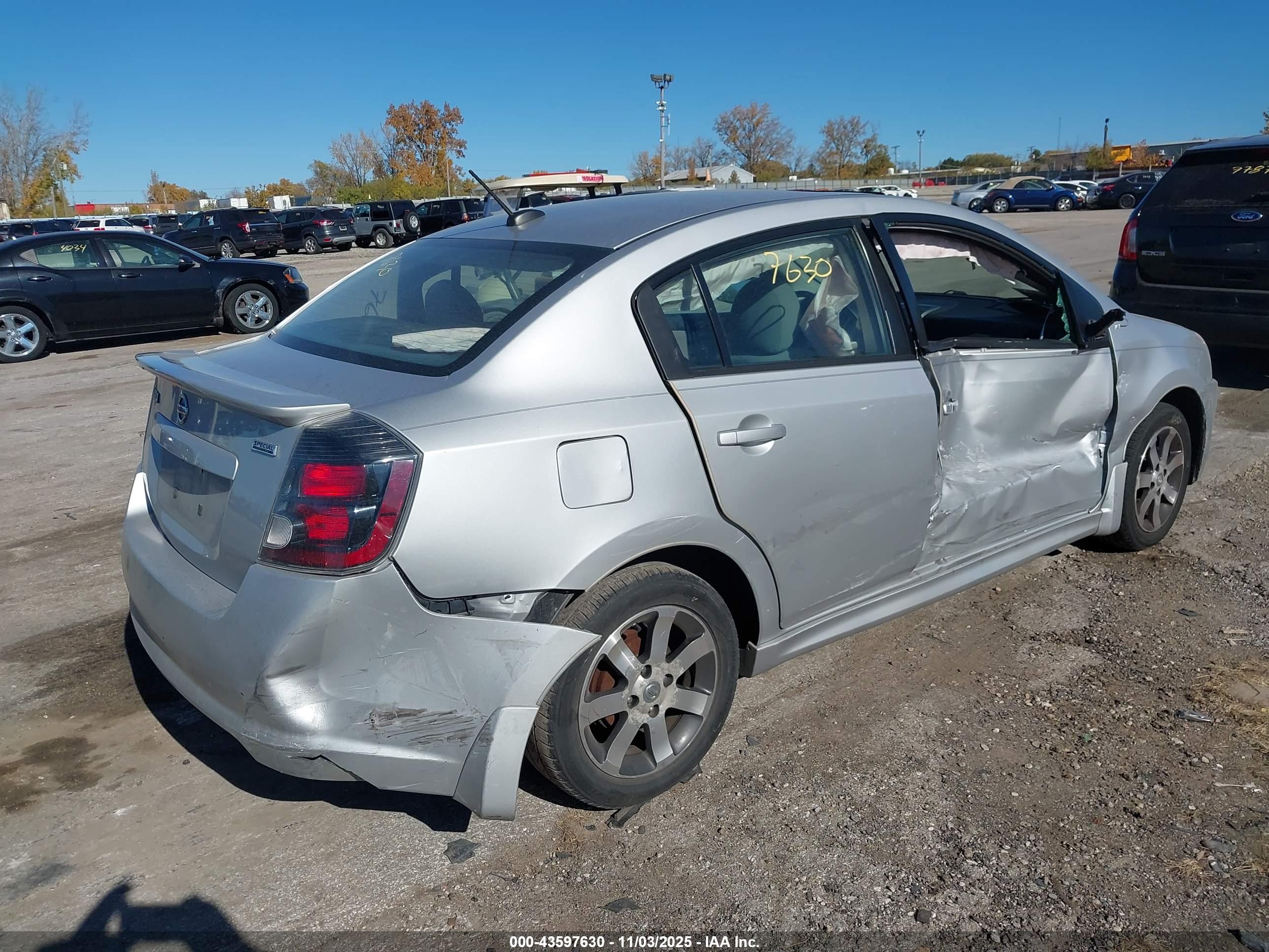 NISSAN SENTRA image 4