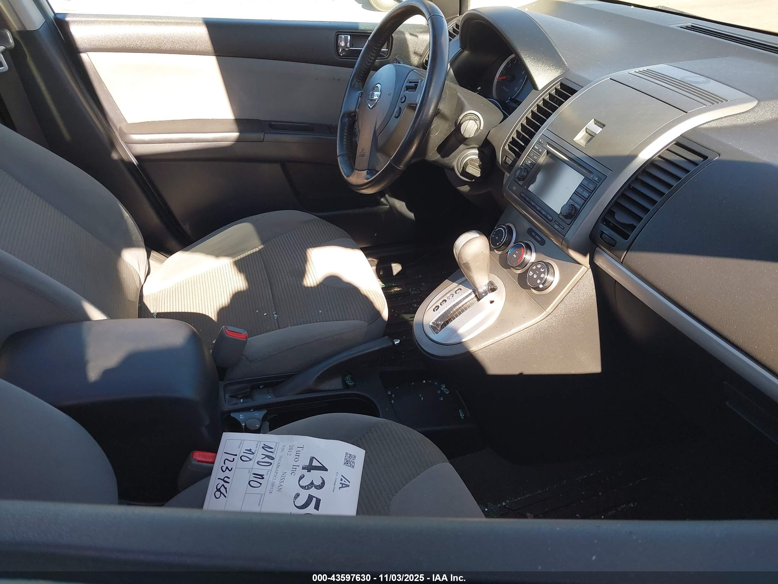 NISSAN SENTRA image 5