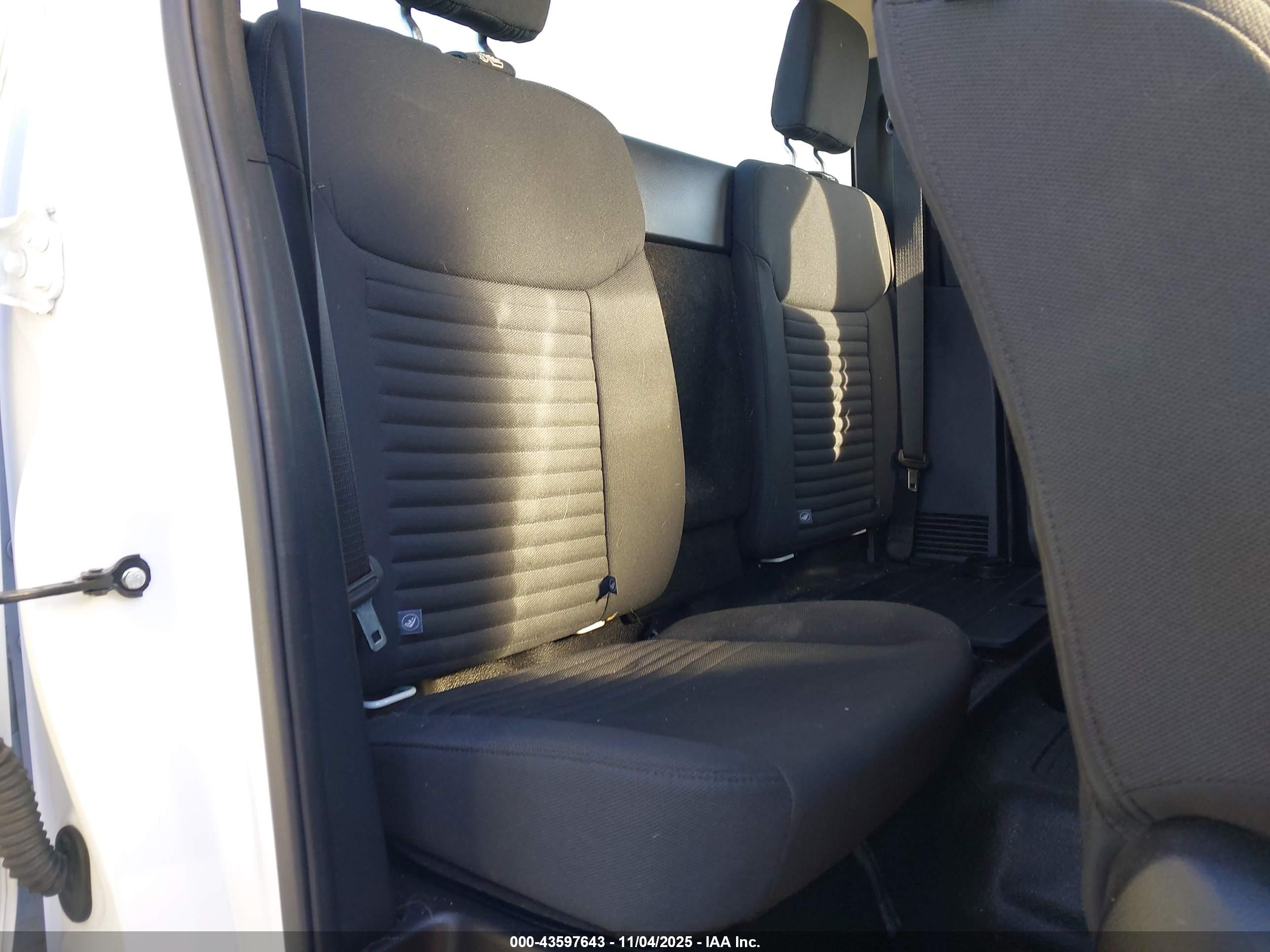 FORD RANGER image 8