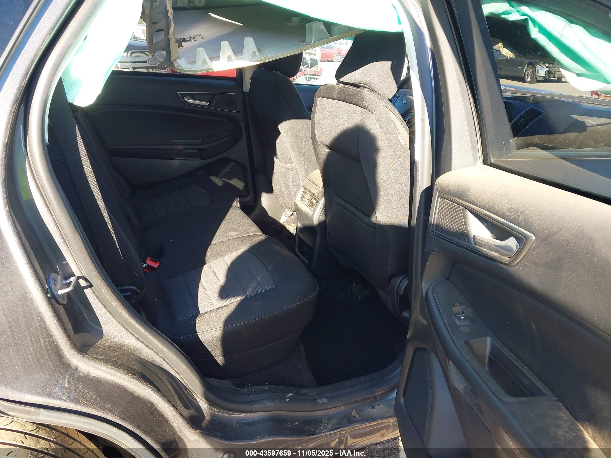 FORD EDGE image 8