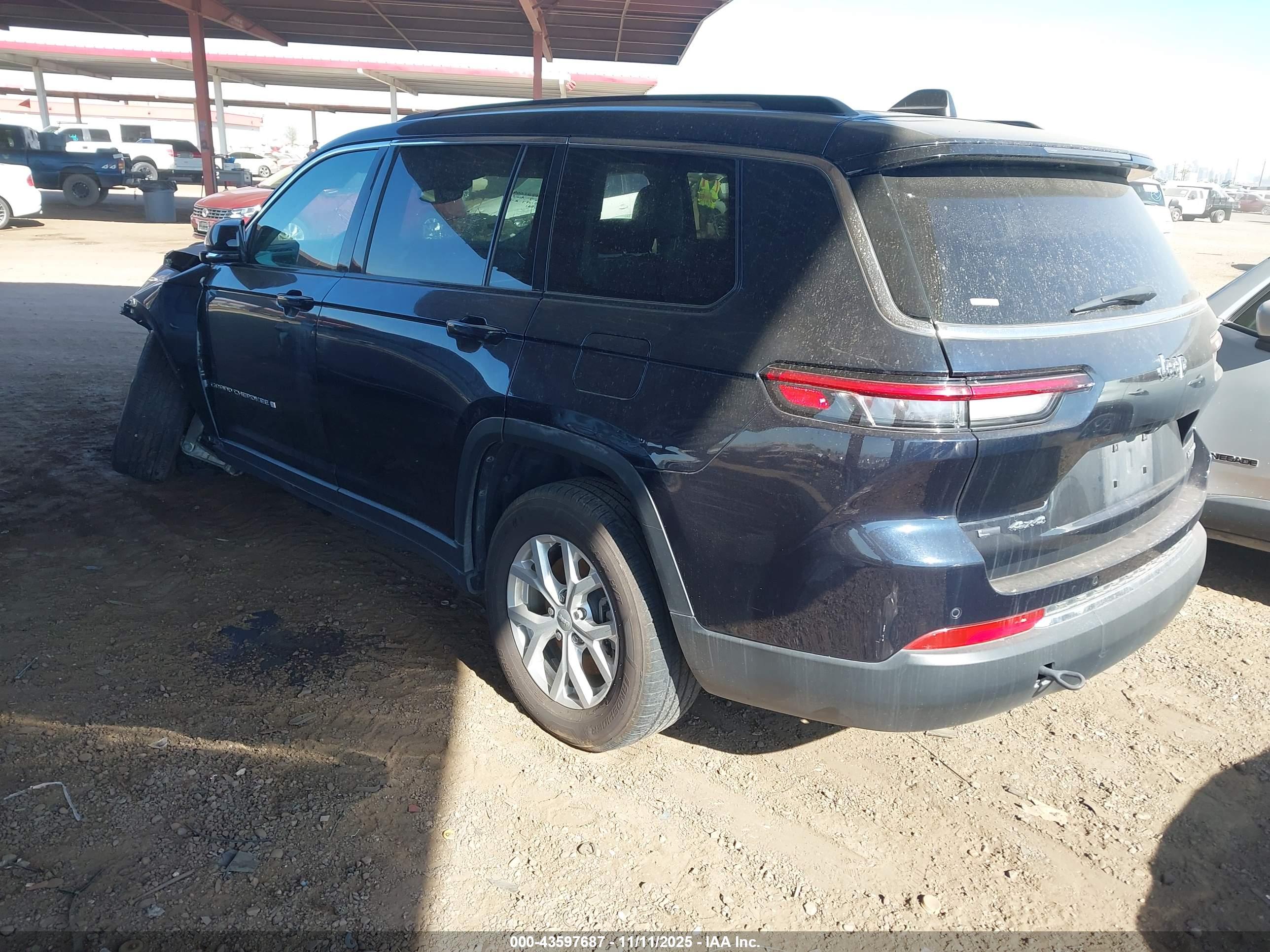 JEEP GRAND image 3