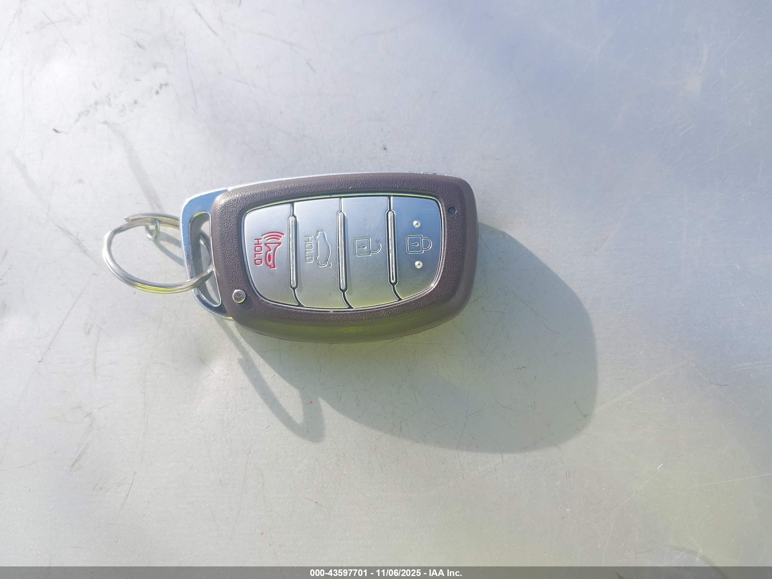 HYUNDAI SONATA image 11