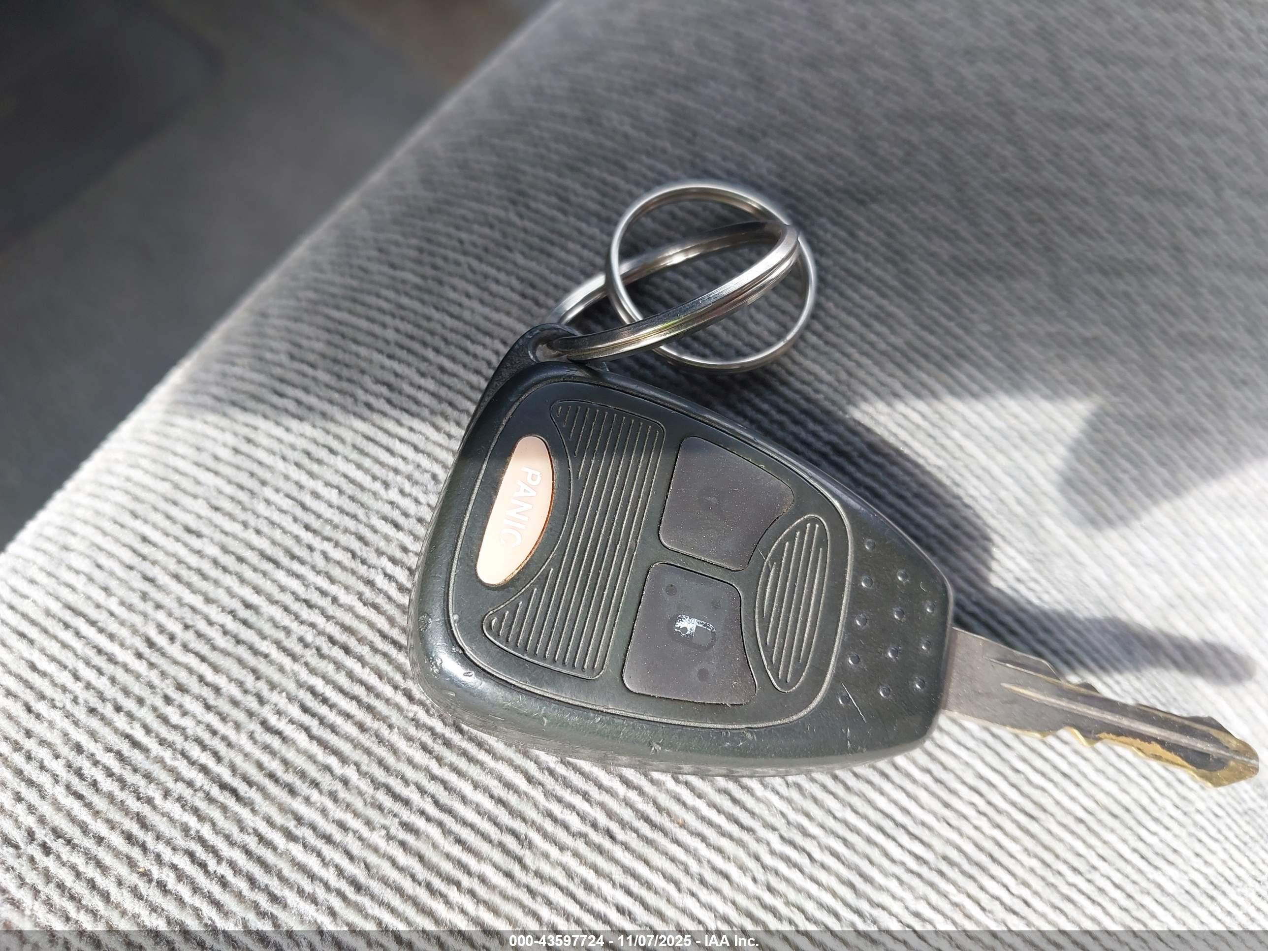 CHRYSLER TOWN image 11