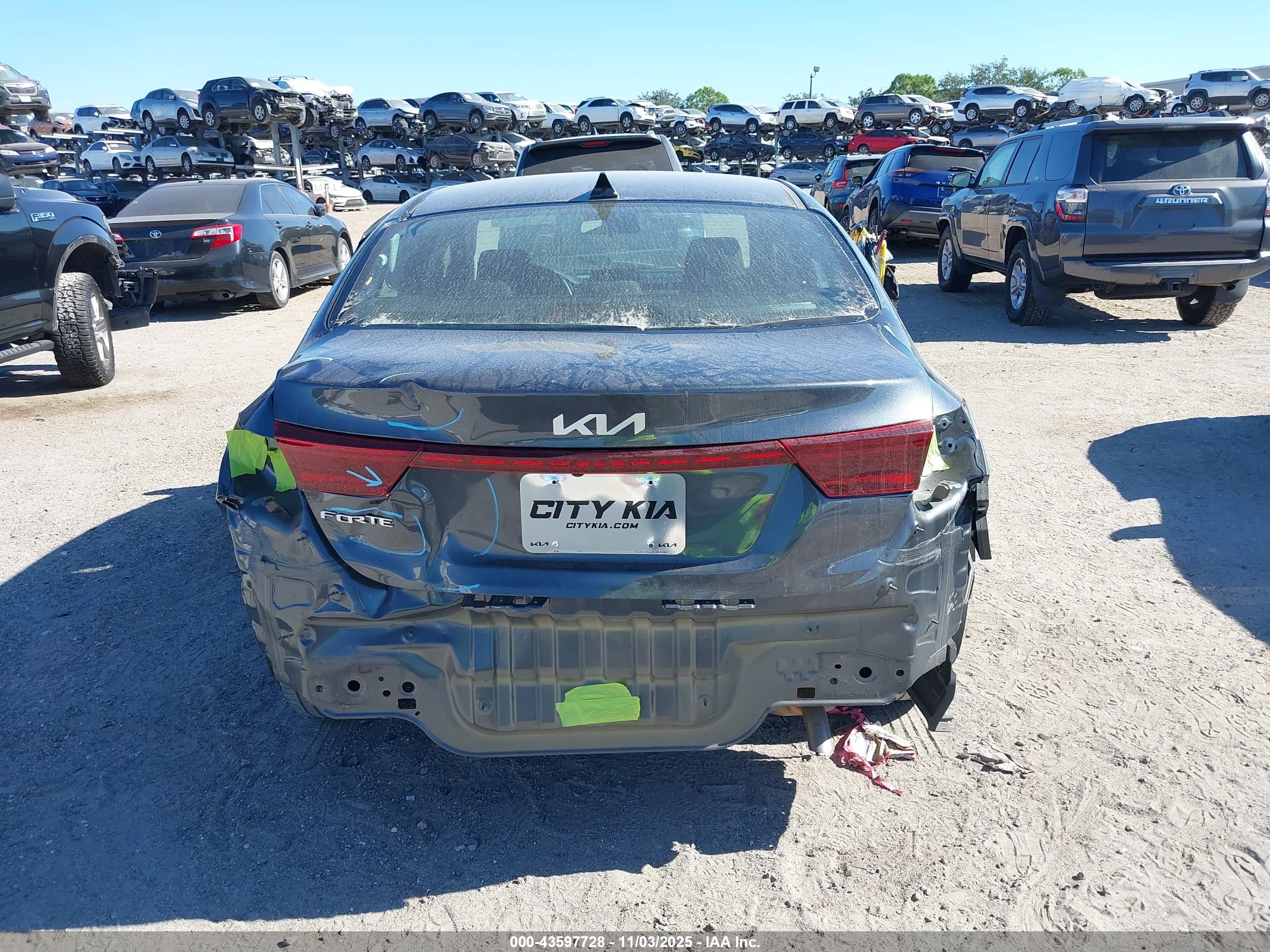 KIA FORTE image 6