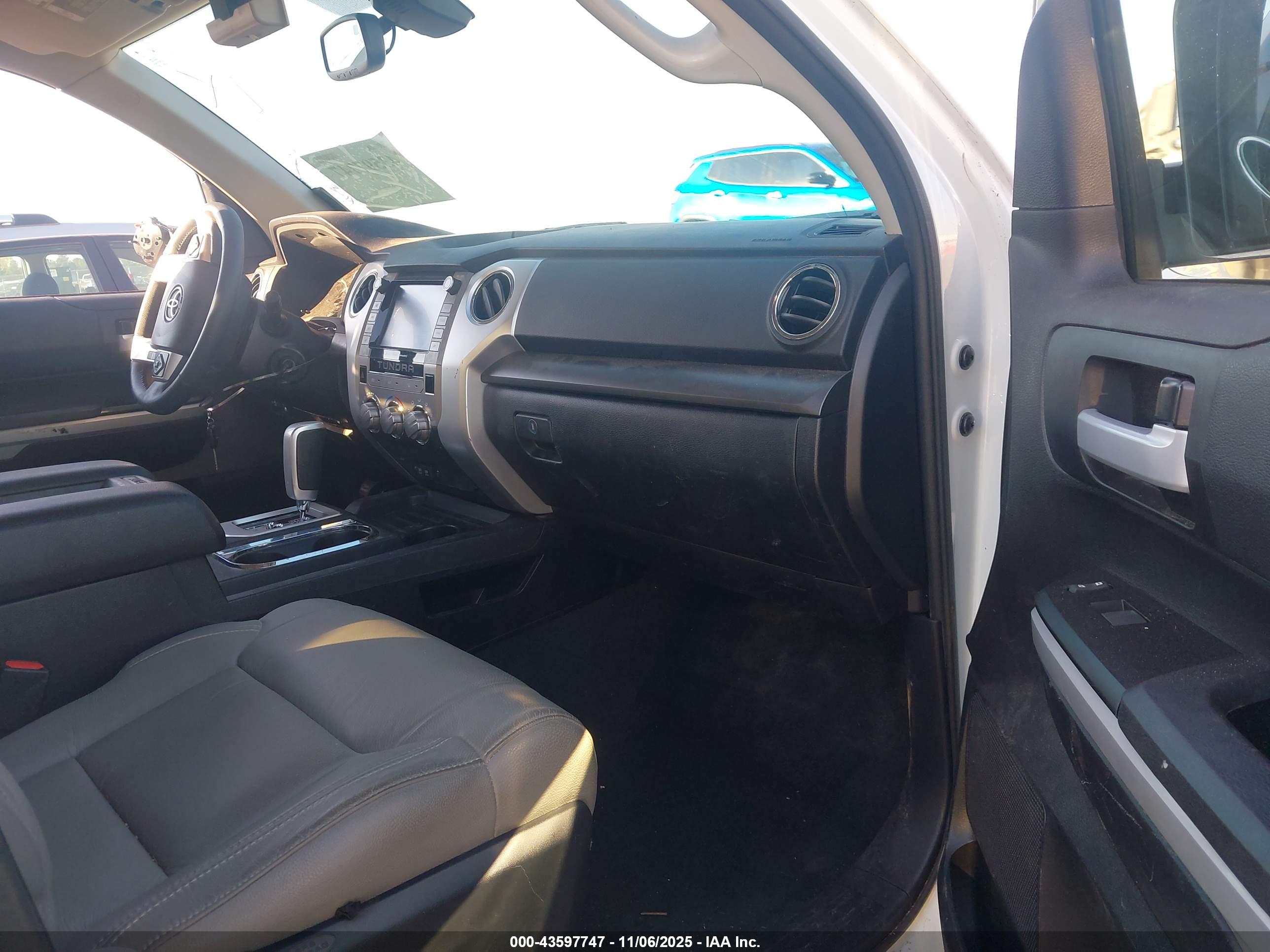 TOYOTA TUNDRA image 5