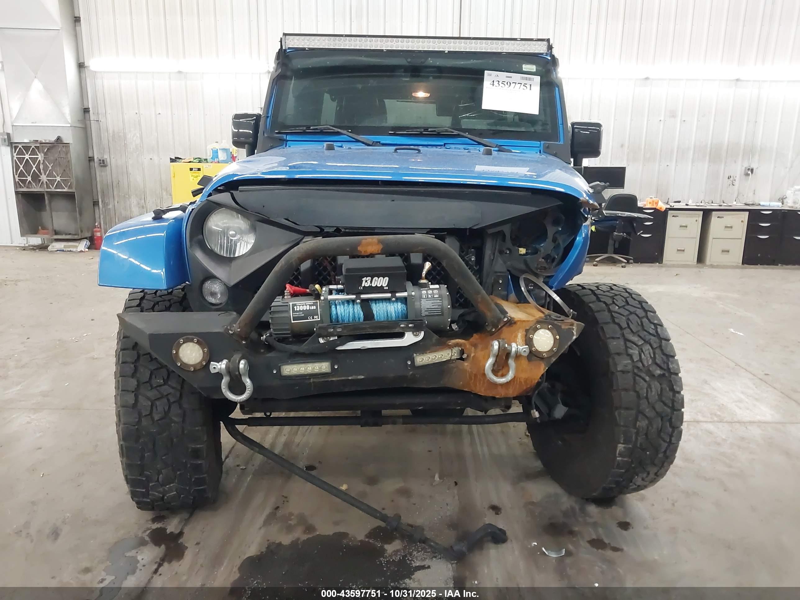 JEEP WRANGLER image 6