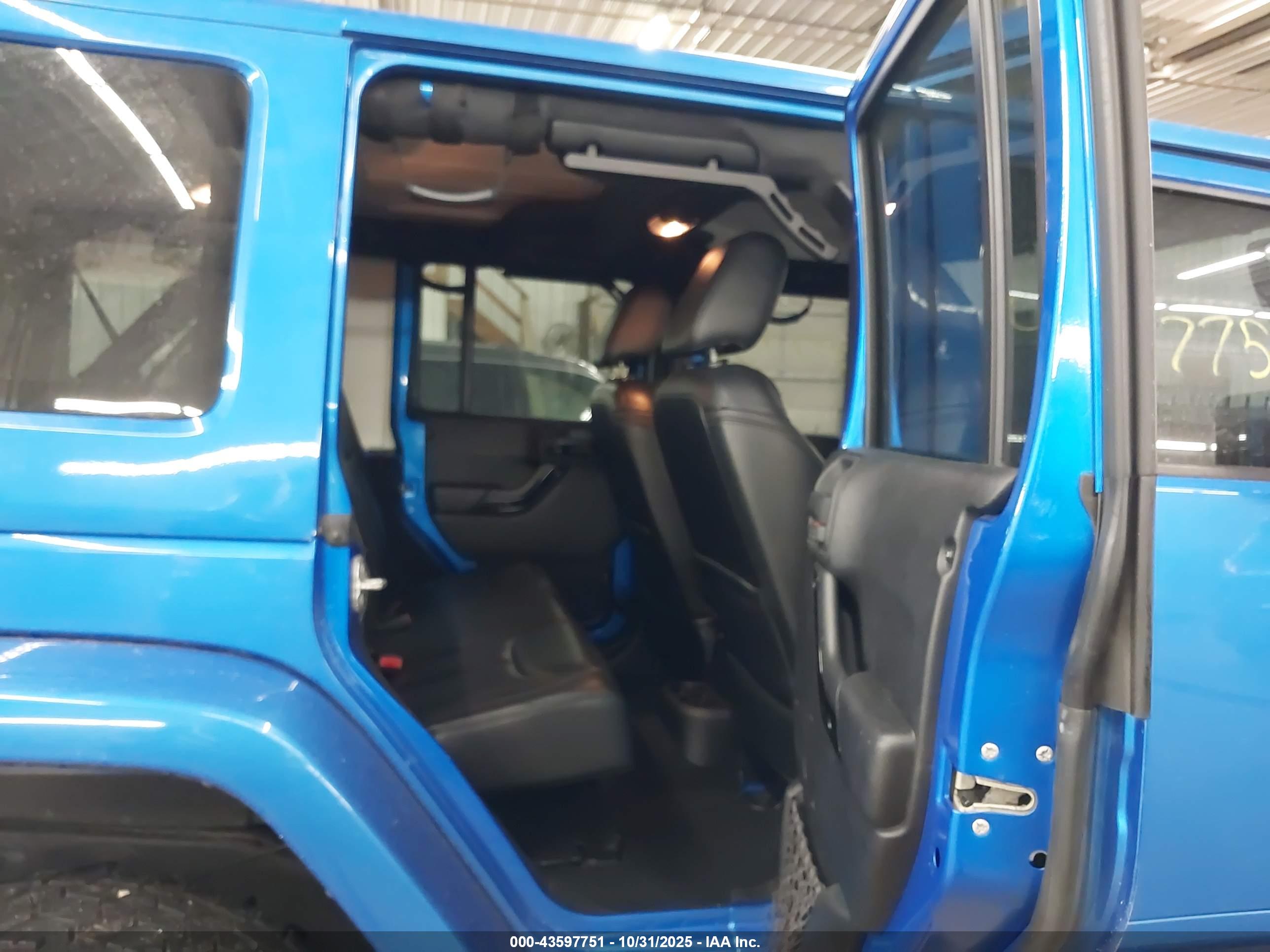 JEEP WRANGLER image 8