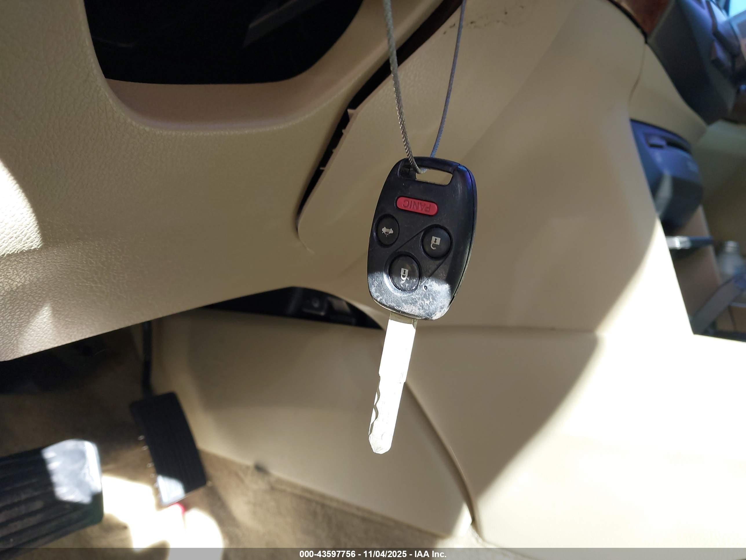 HONDA ACCORD image 11