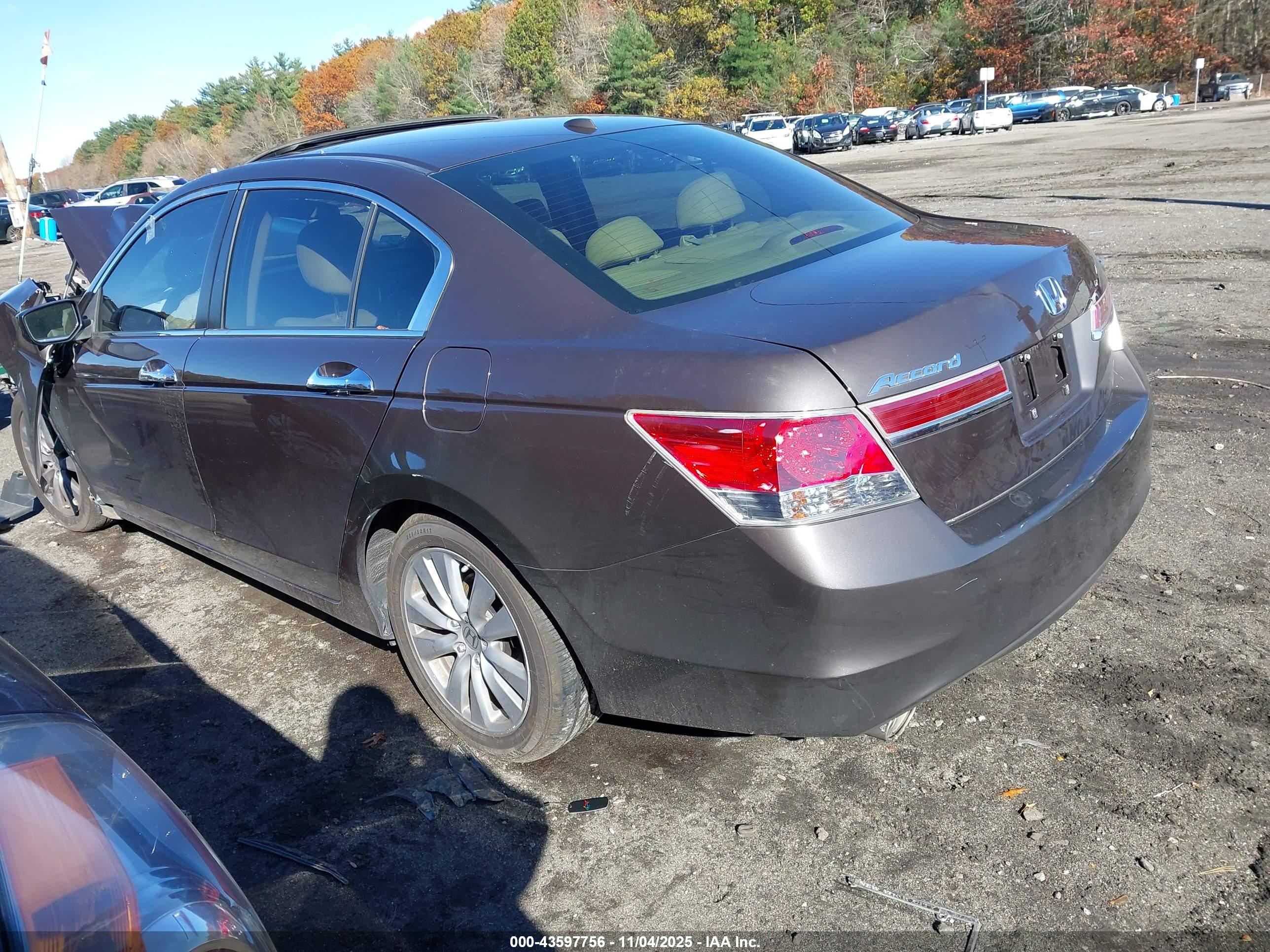 HONDA ACCORD image 3