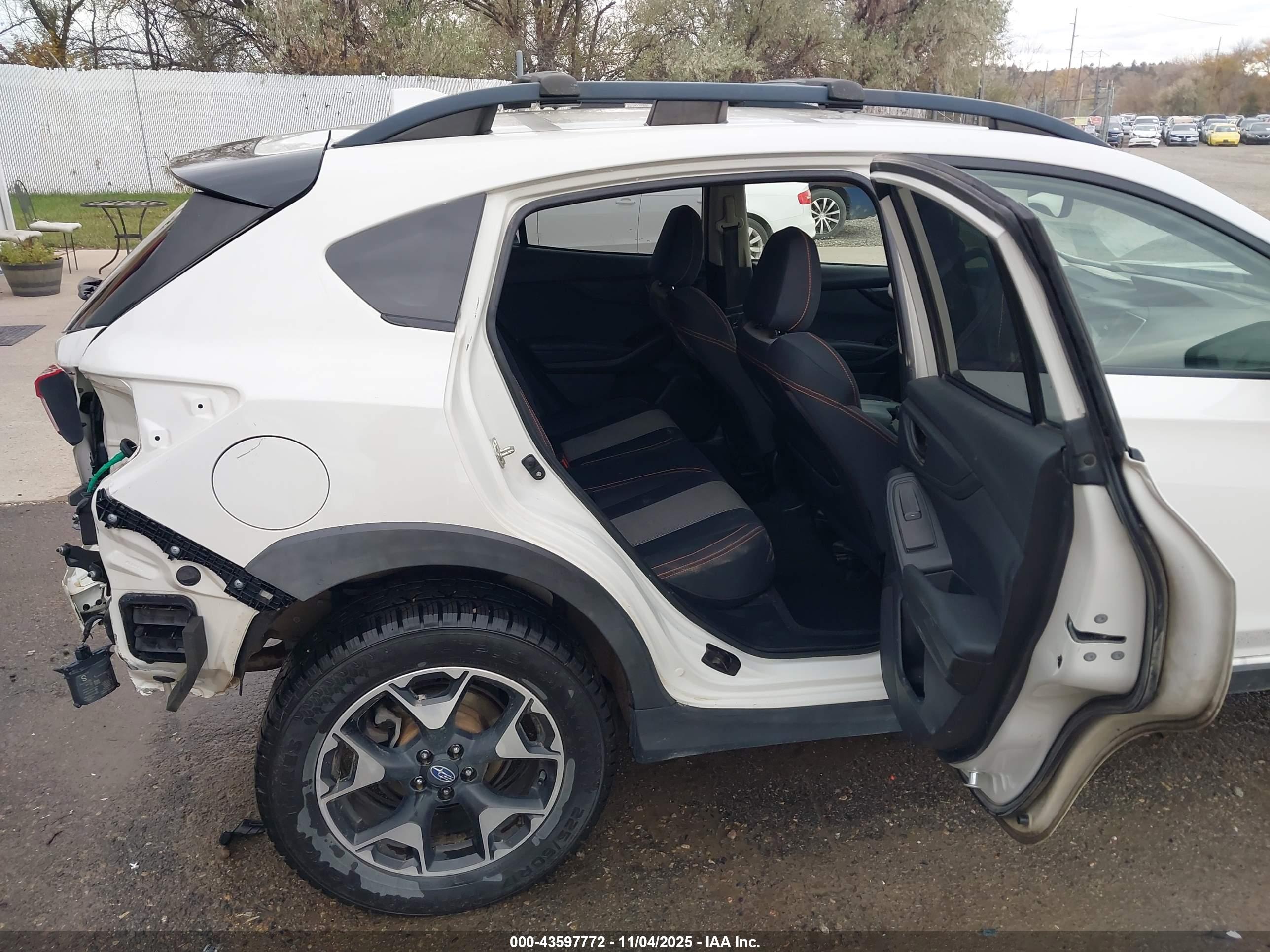 SUBARU CROSSTREK image 8