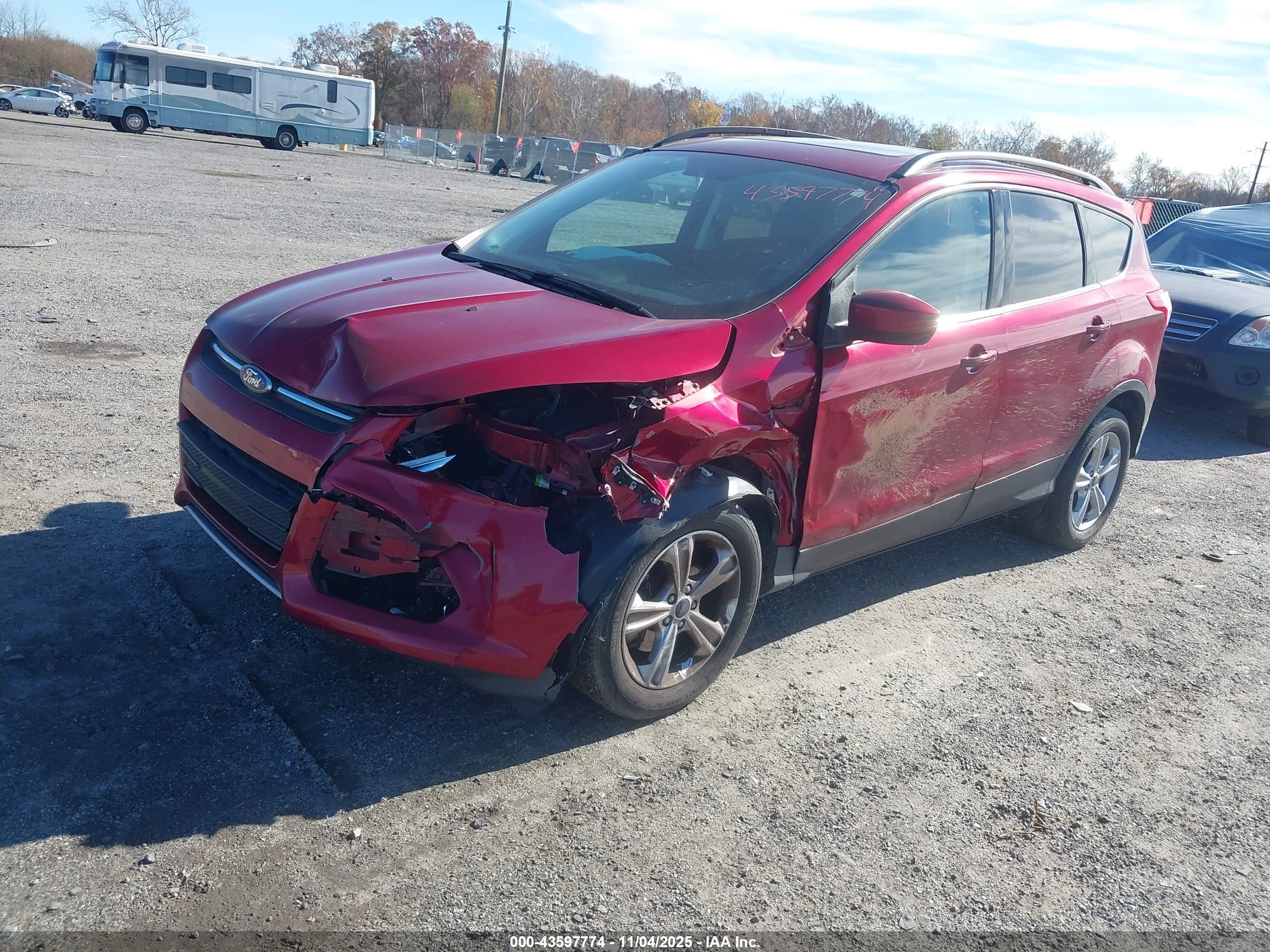 FORD ESCAPE image 2