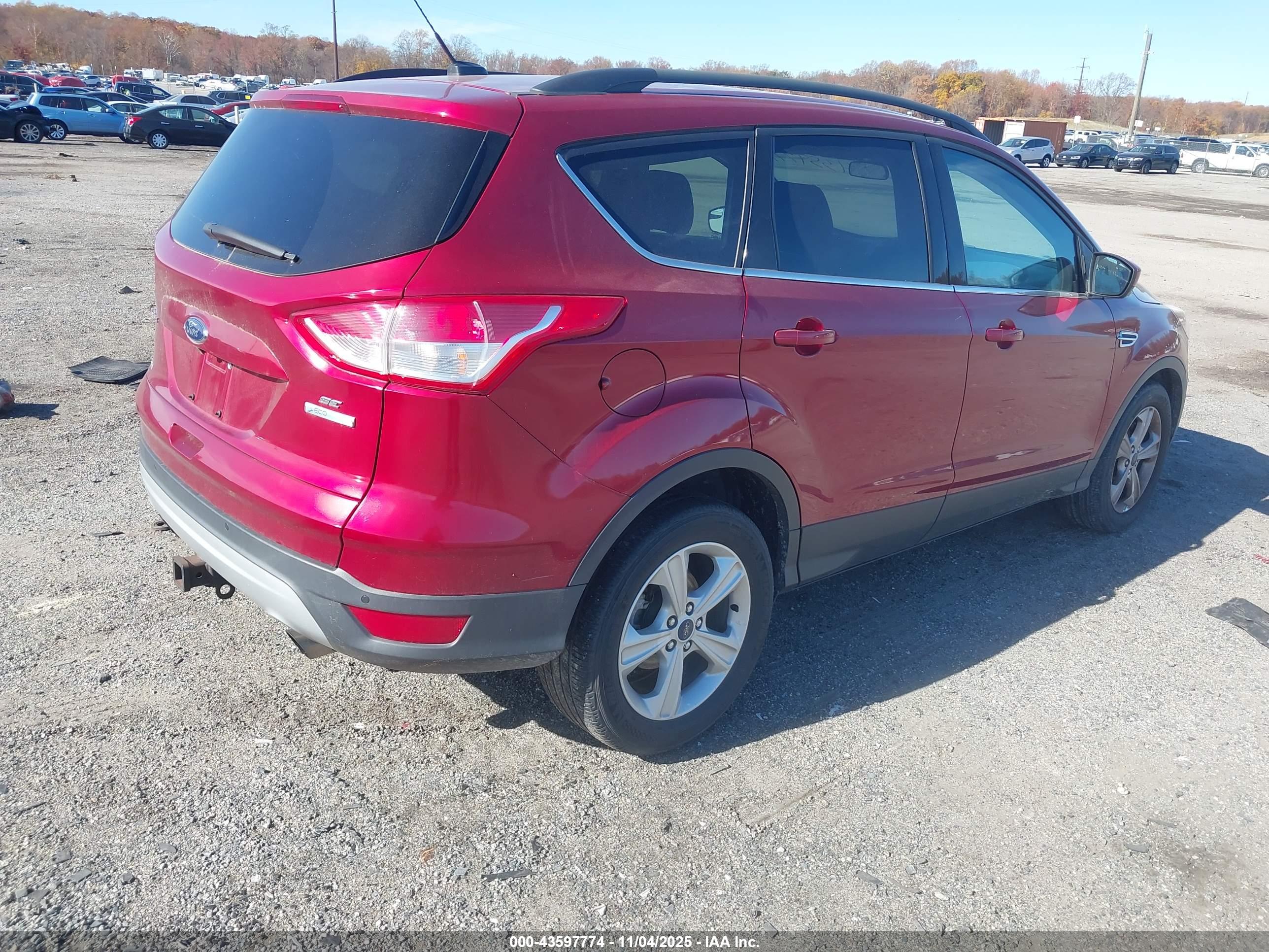 FORD ESCAPE image 4