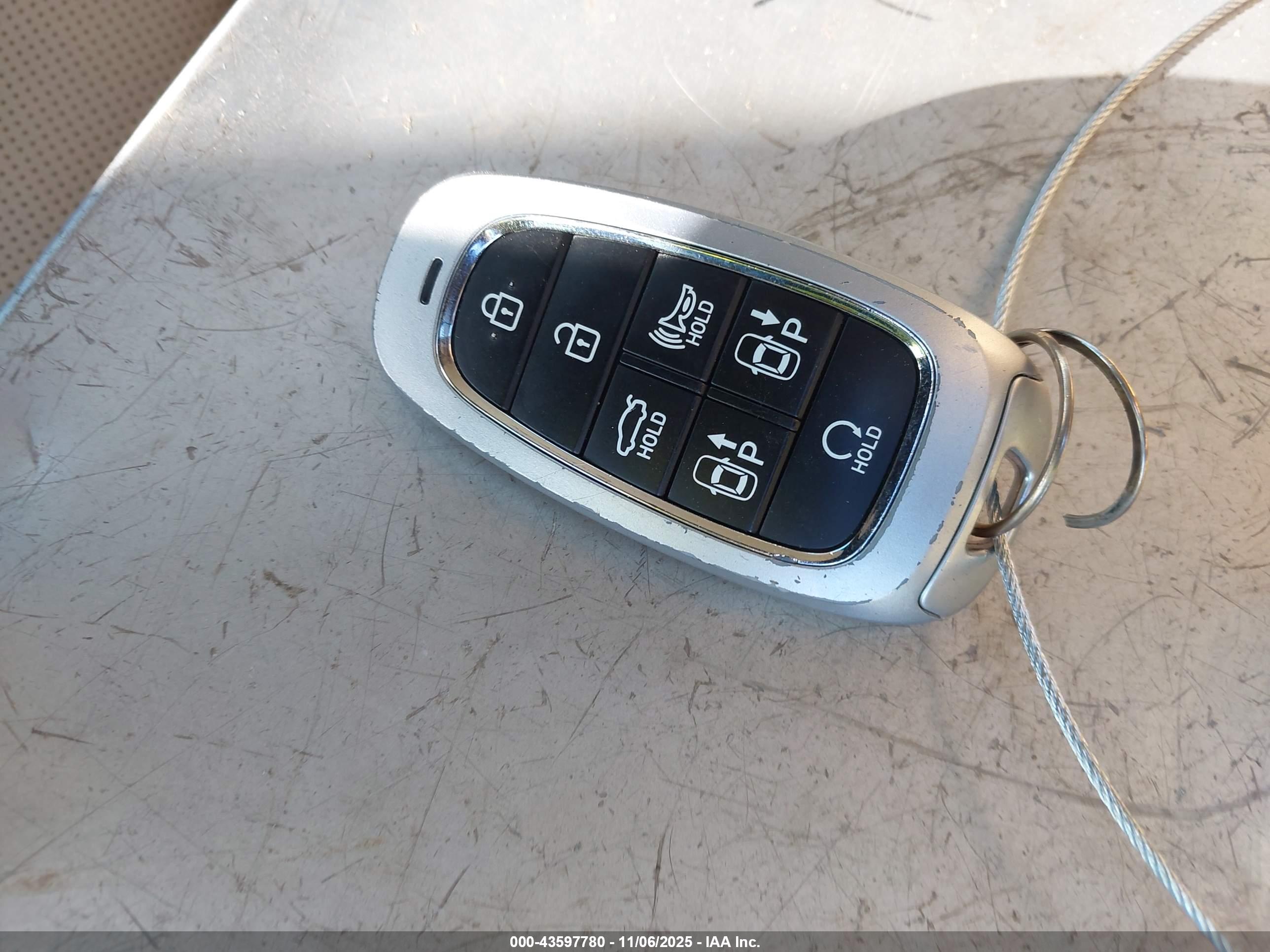 HYUNDAI SONATA image 11