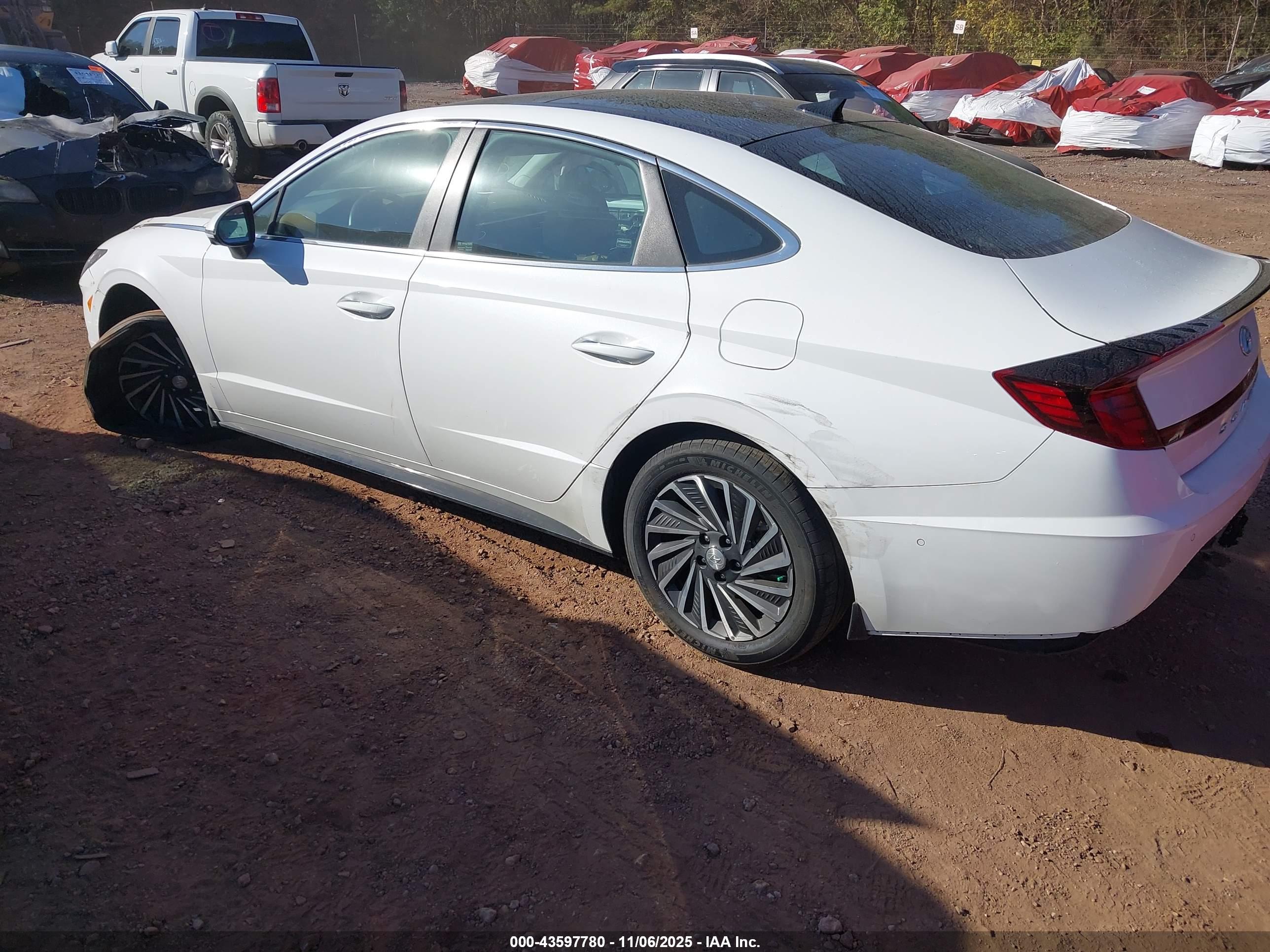 HYUNDAI SONATA image 3